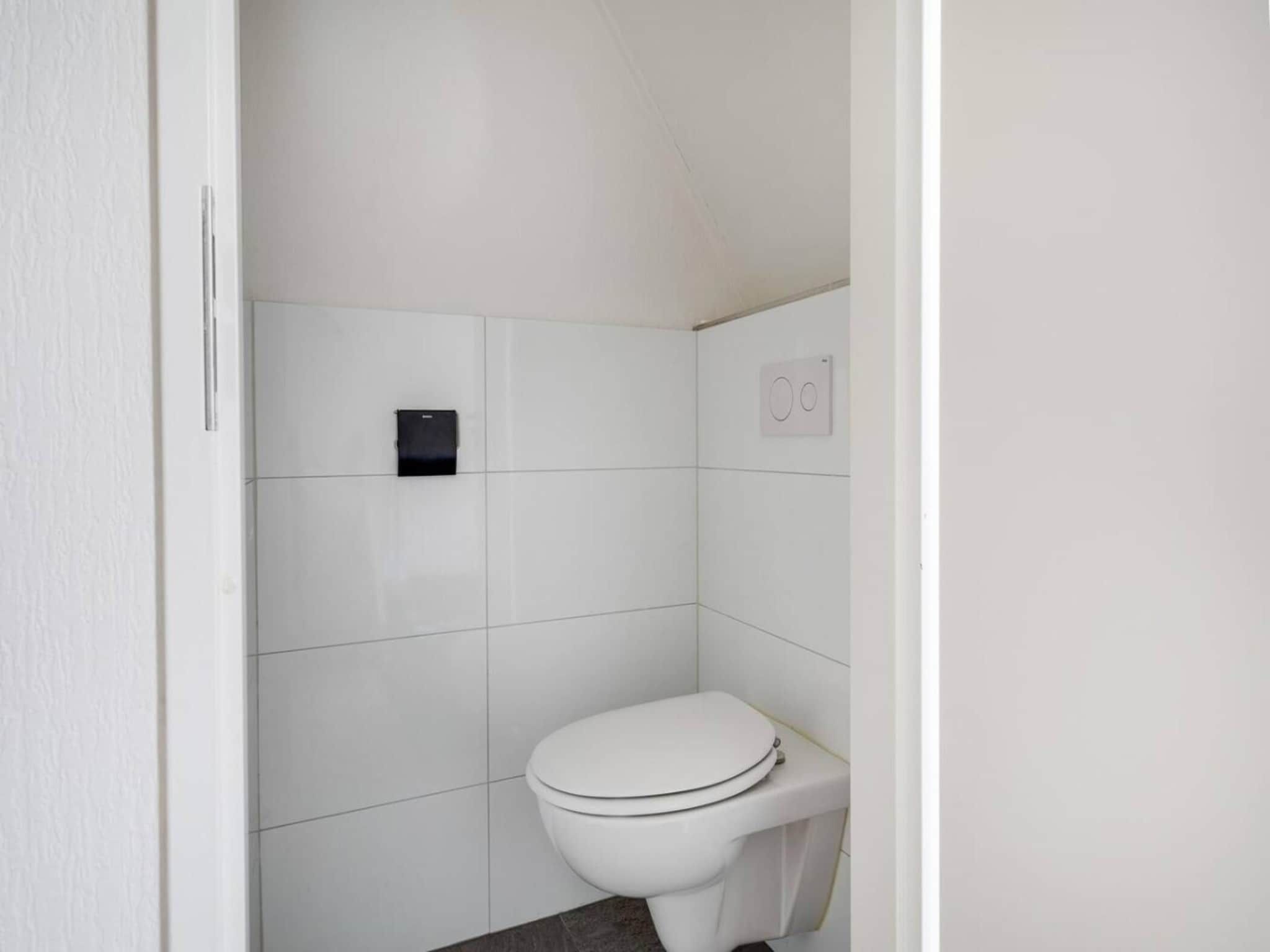 De badkamer van 118 | Rietzanger | Sfeervol ingerichte bungalow in Den Haag
