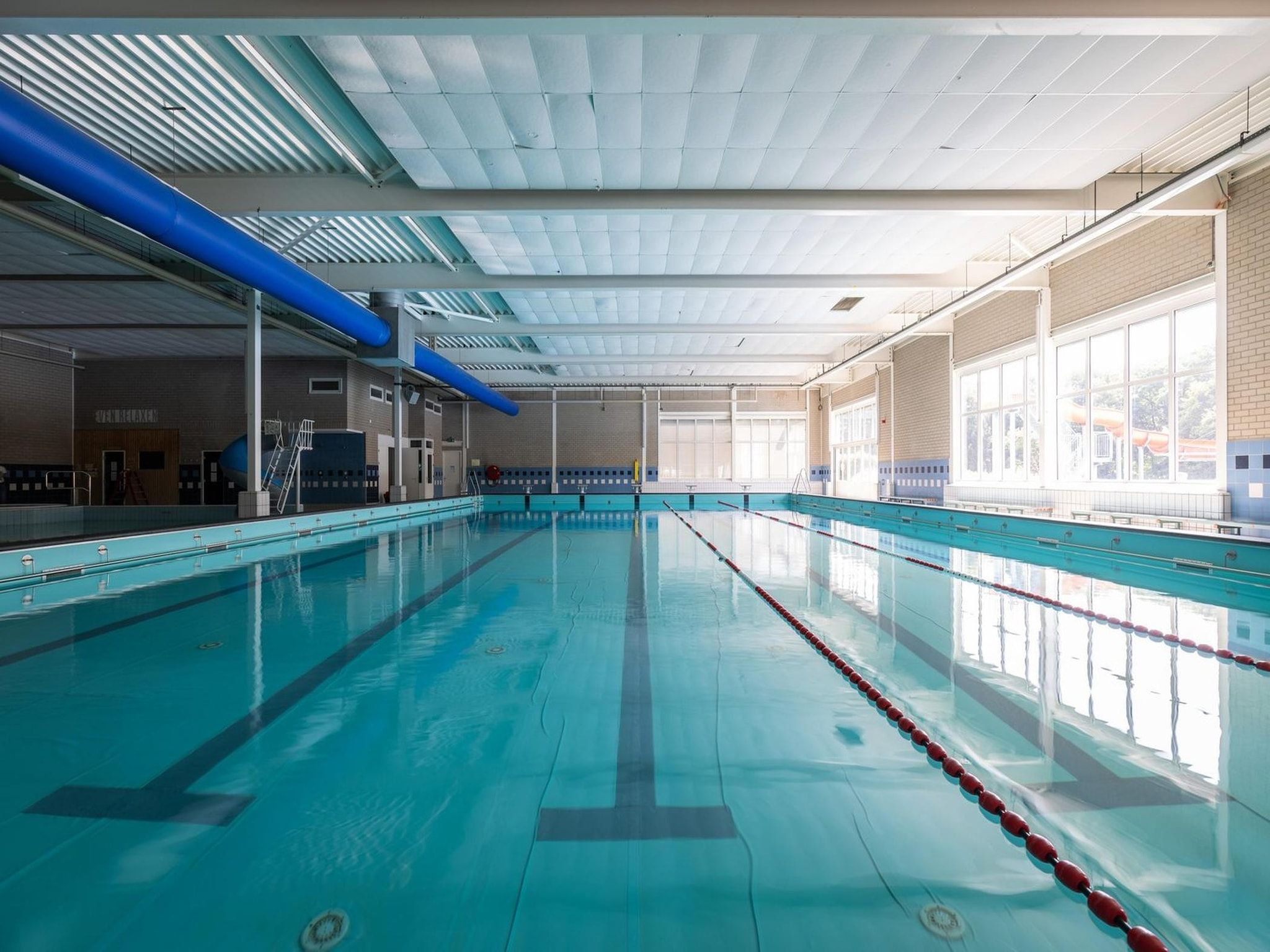 Parkfaciliteiten bij Ecovilla Boszicht Luxe in Oirschot