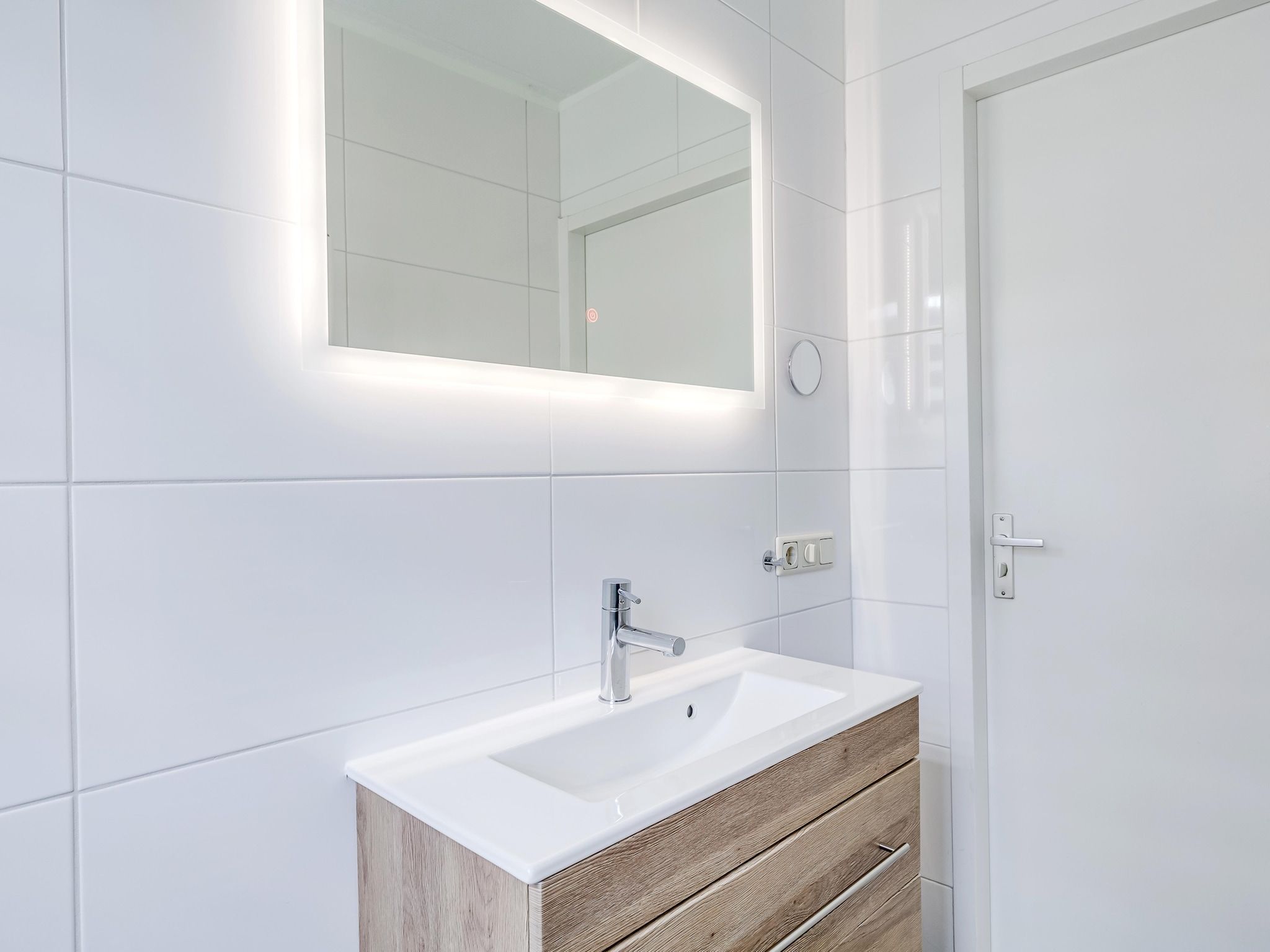 De badkamer van 7 - Persoons Forest 217 Sauna Bungalow (copy) (copy) (copy) (copy) in Ewijk