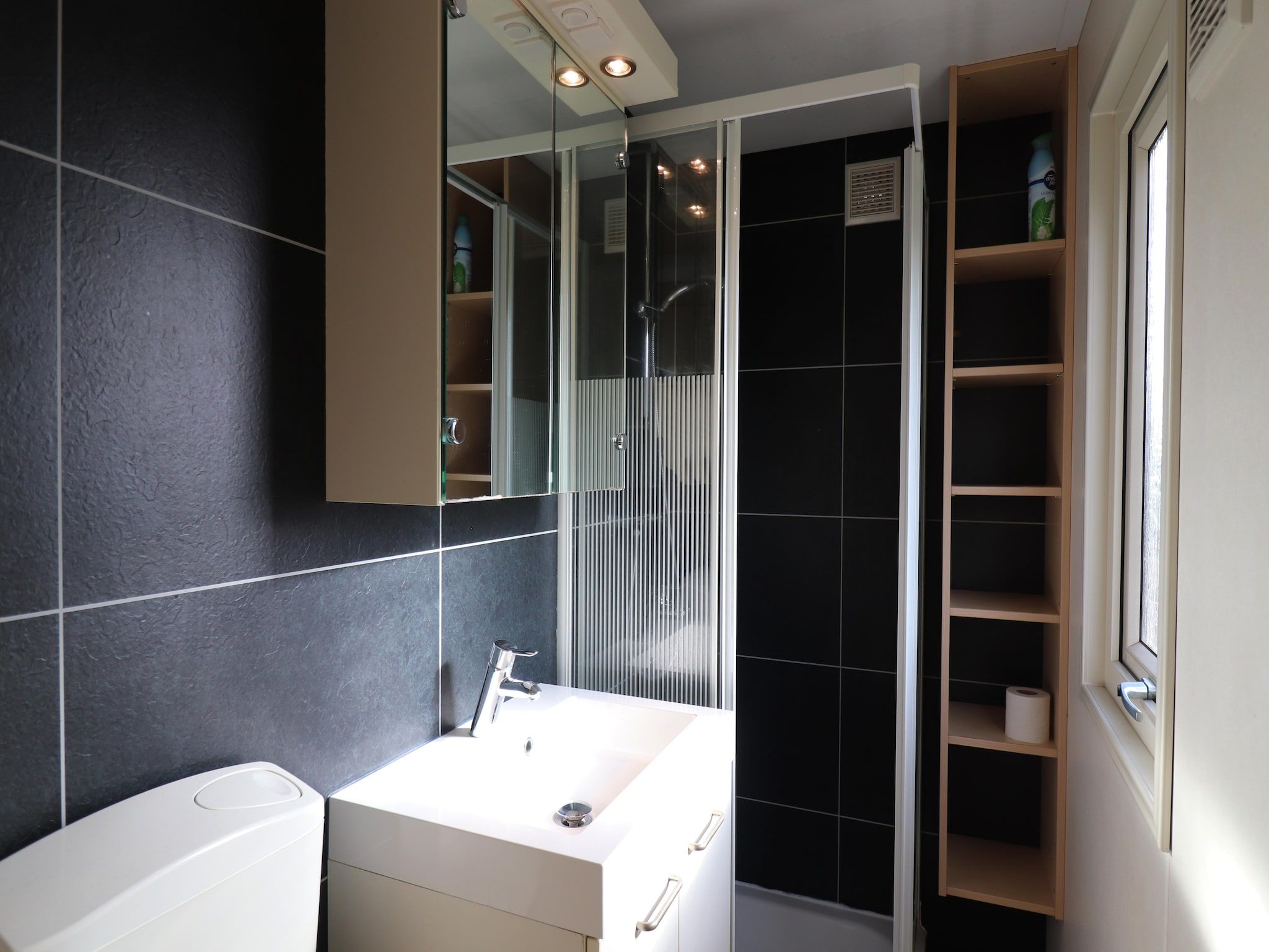 De badkamer van Duinchalet Ameland in Hollum