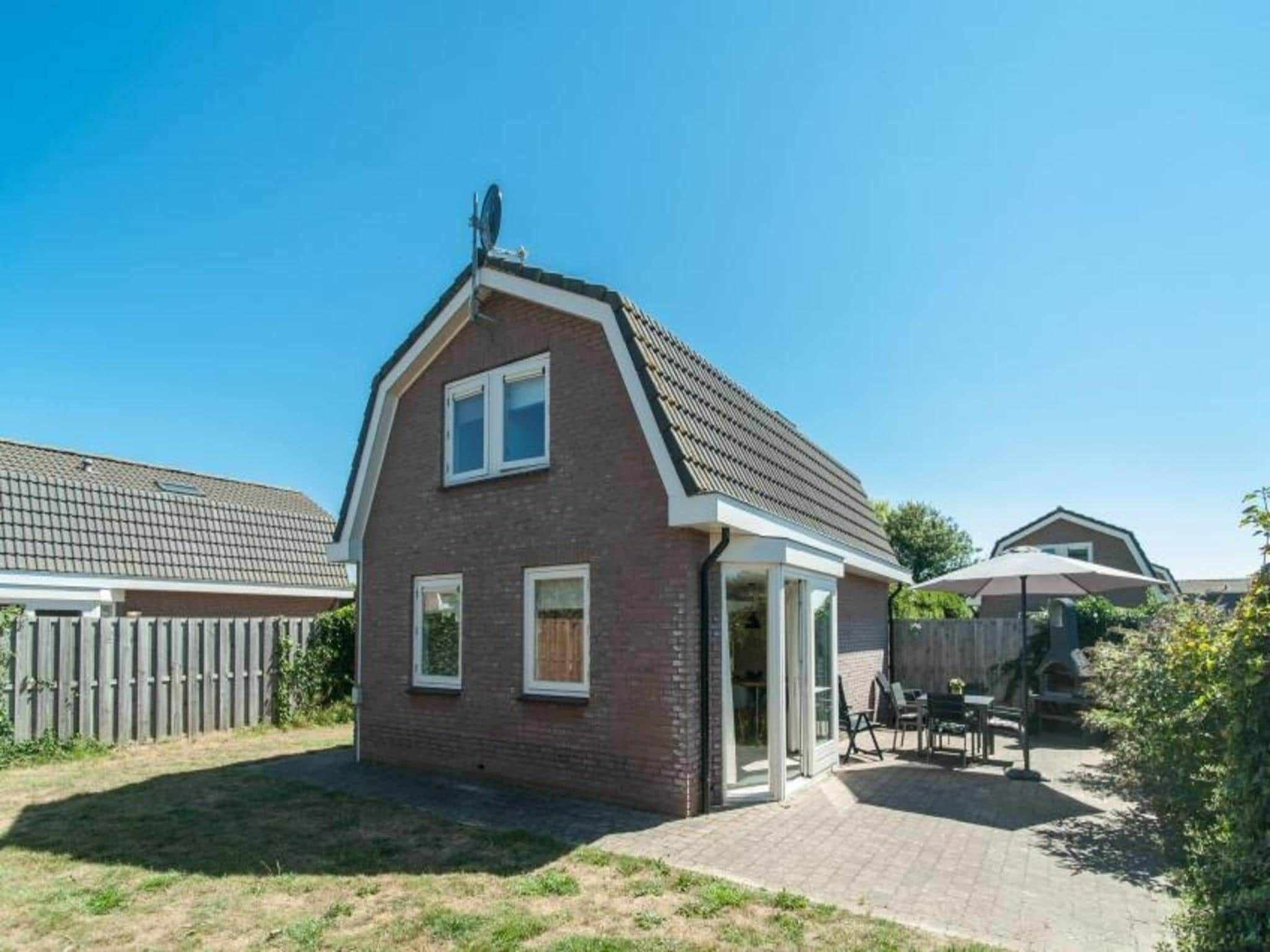 De buitenkant van Bungalow 4-persoons (3 slaapkamers) in Noordwijk