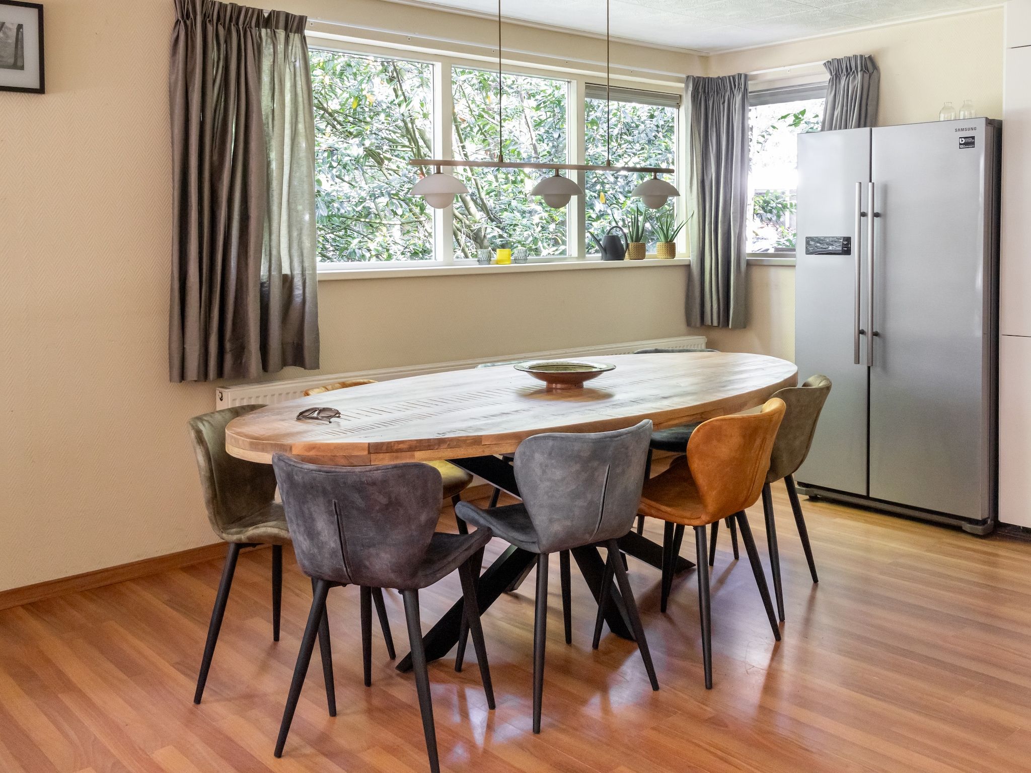 De eetkamer van Huis in de Bossen in Een