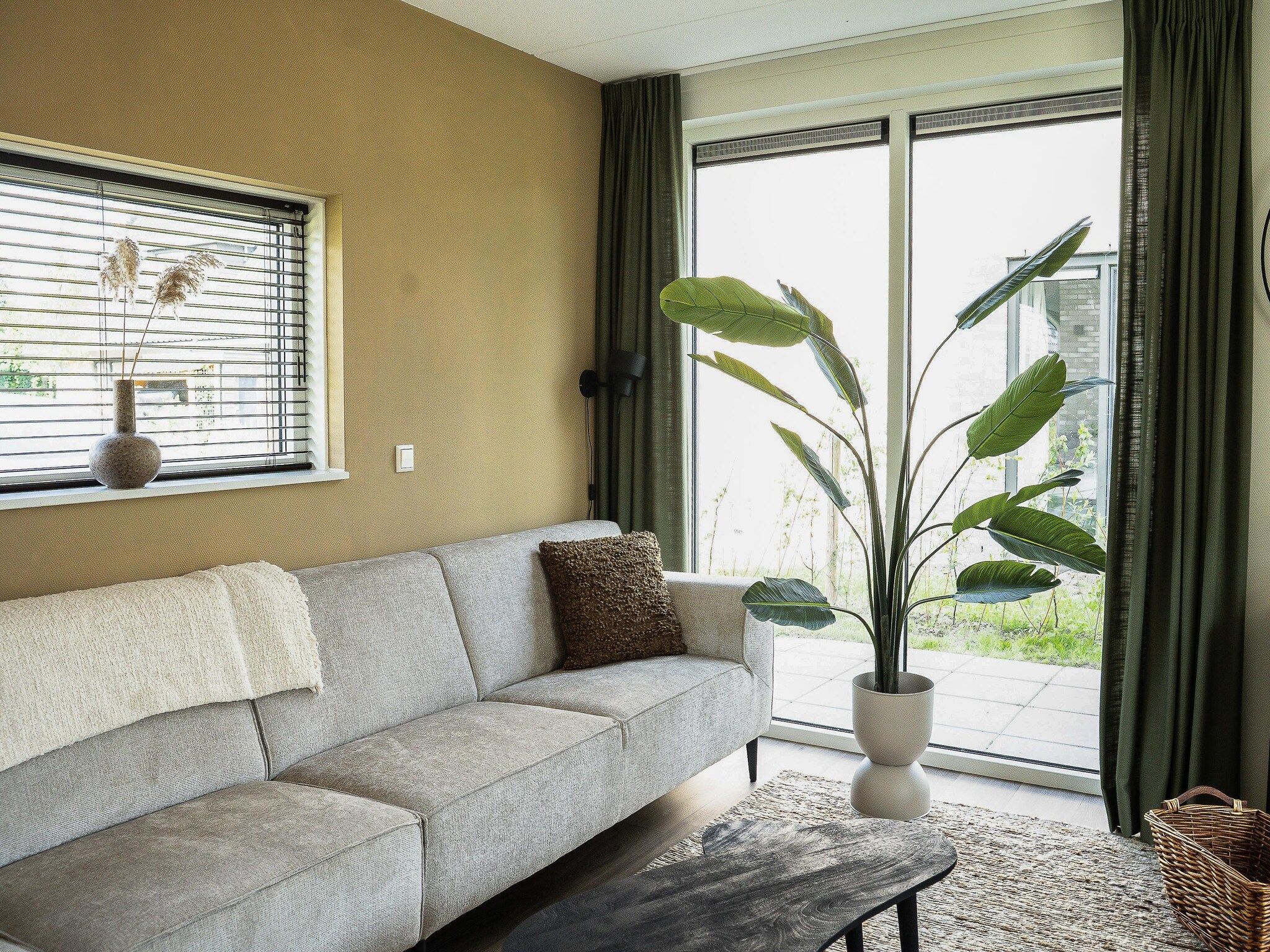 De woonkamer van Wetterfrei in Elahuizen