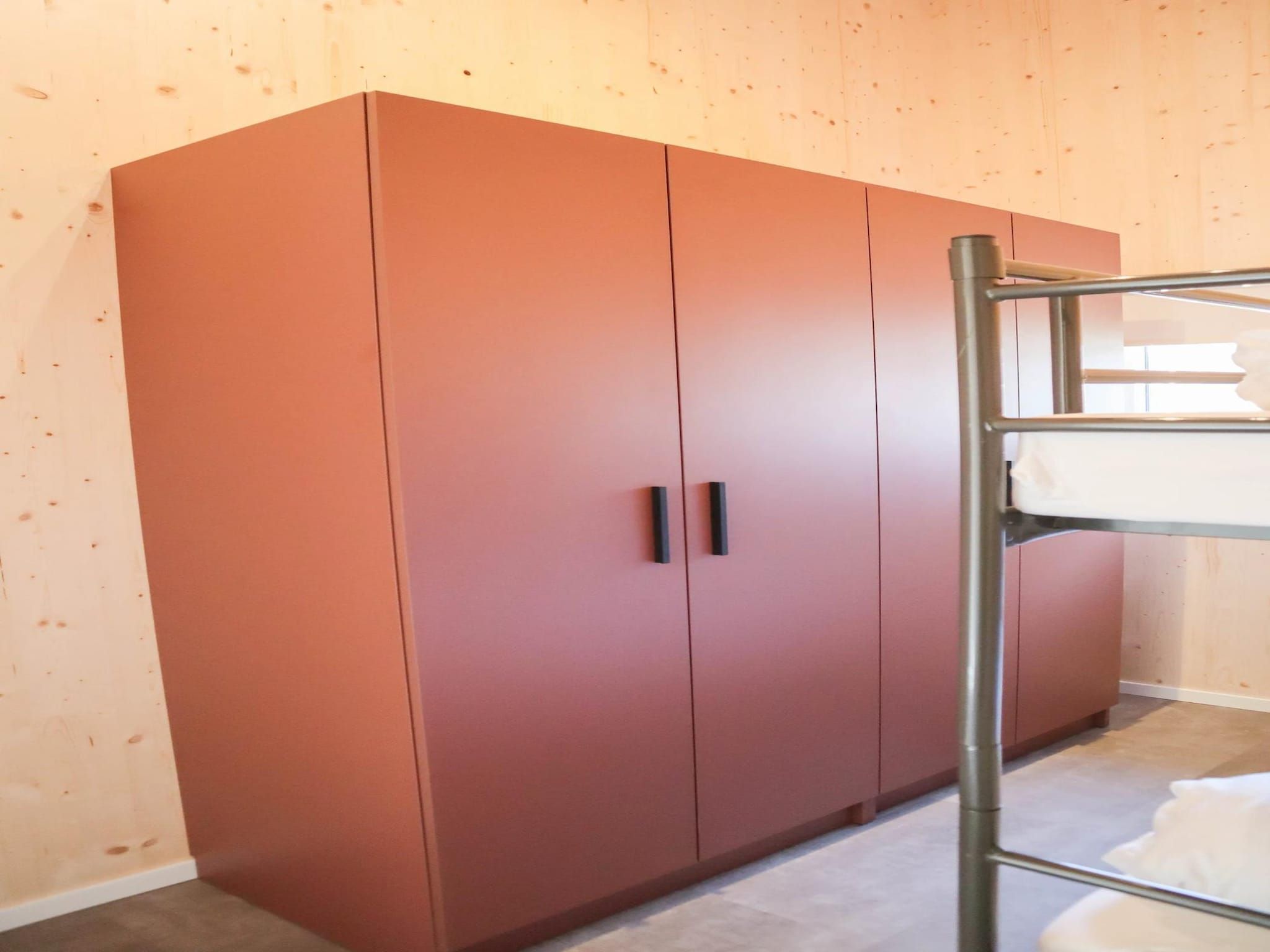 Een slaapkamer van Bungalow Ocean Deluxe 6 Person in ’s-Gravenzande