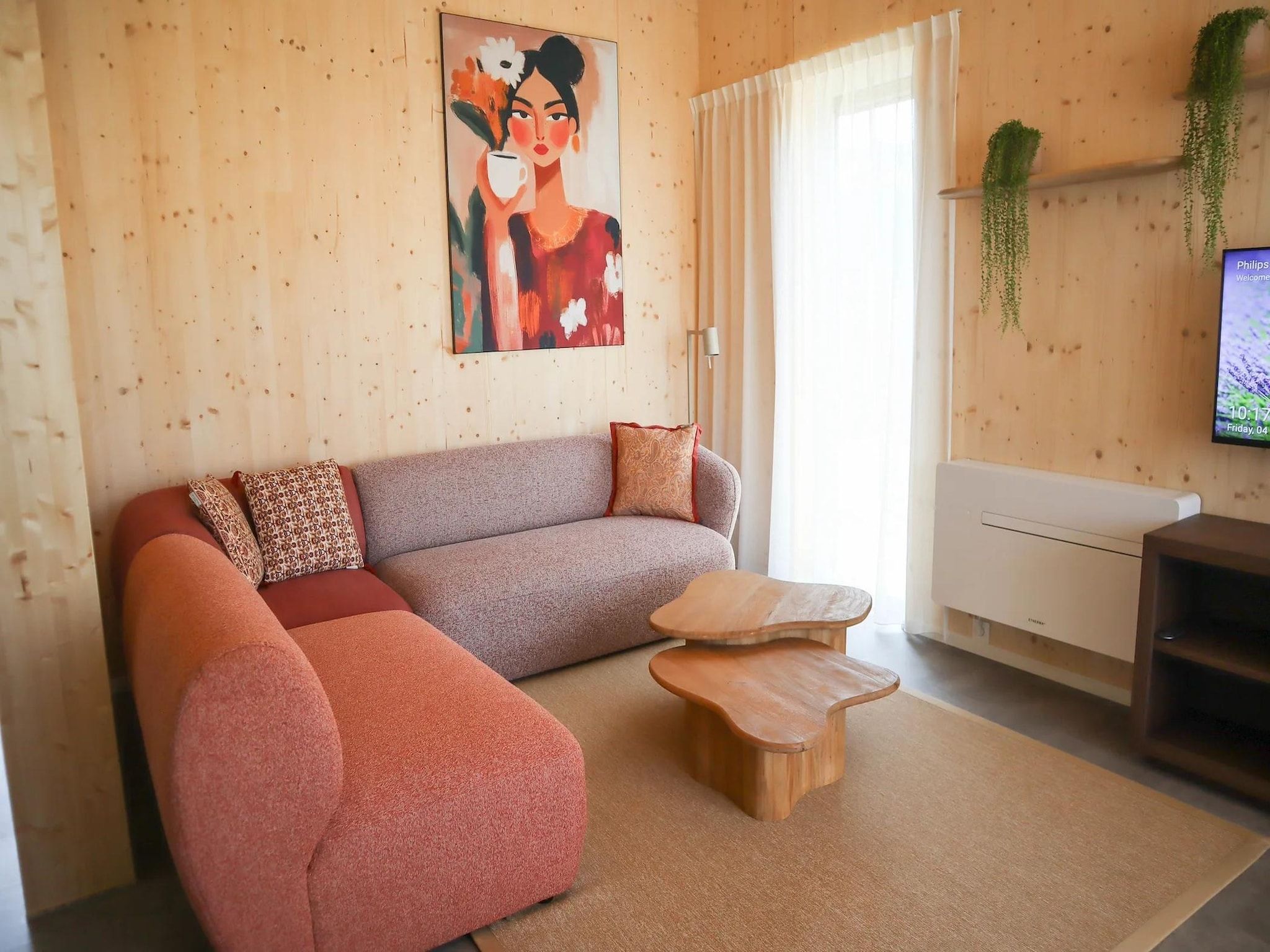 De woonkamer van Bungalow Ocean Deluxe 6 Person in ’s-Gravenzande