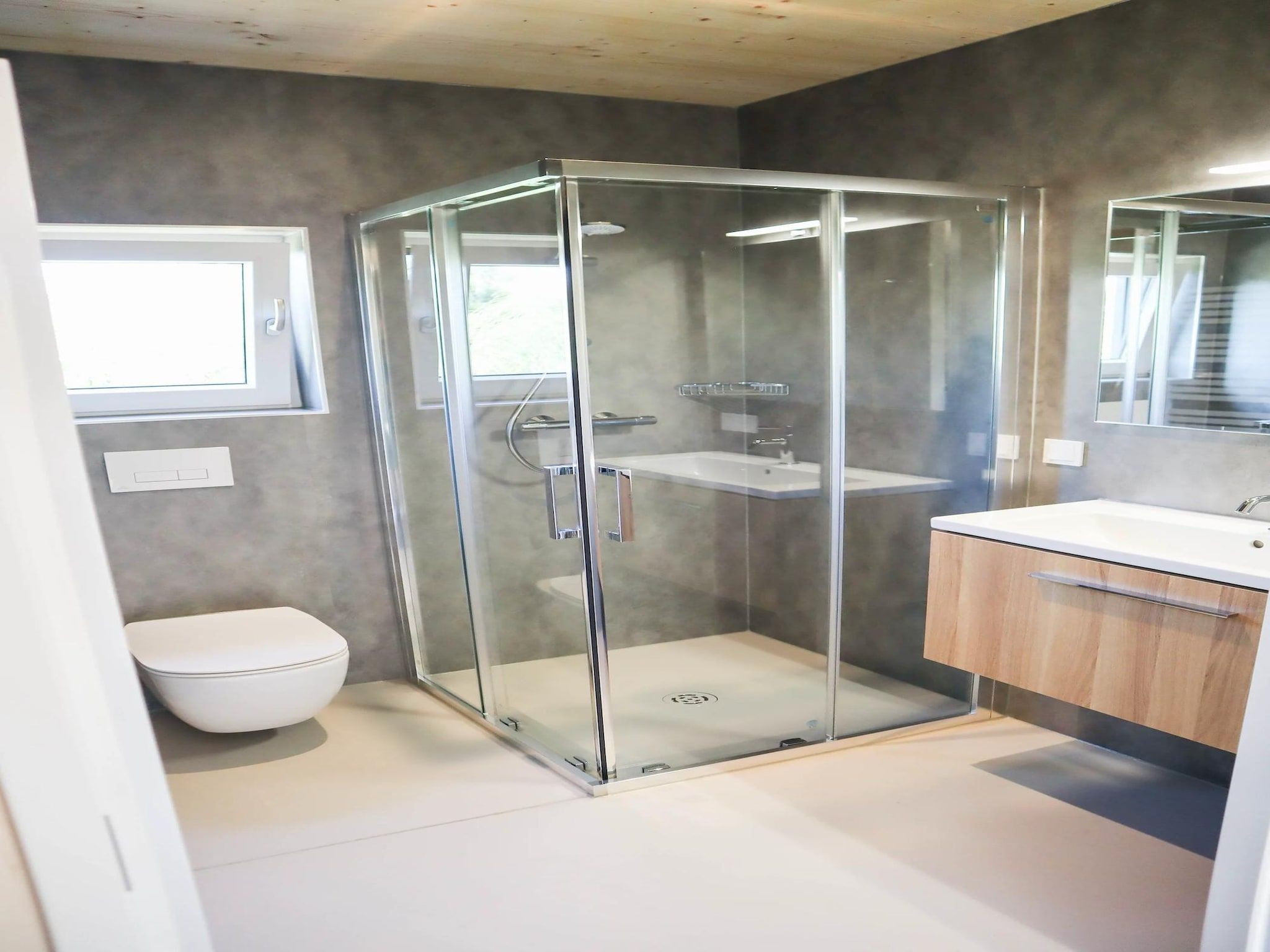 De badkamer van Bungalow Ocean Deluxe 8 Person in ’s-Gravenzande