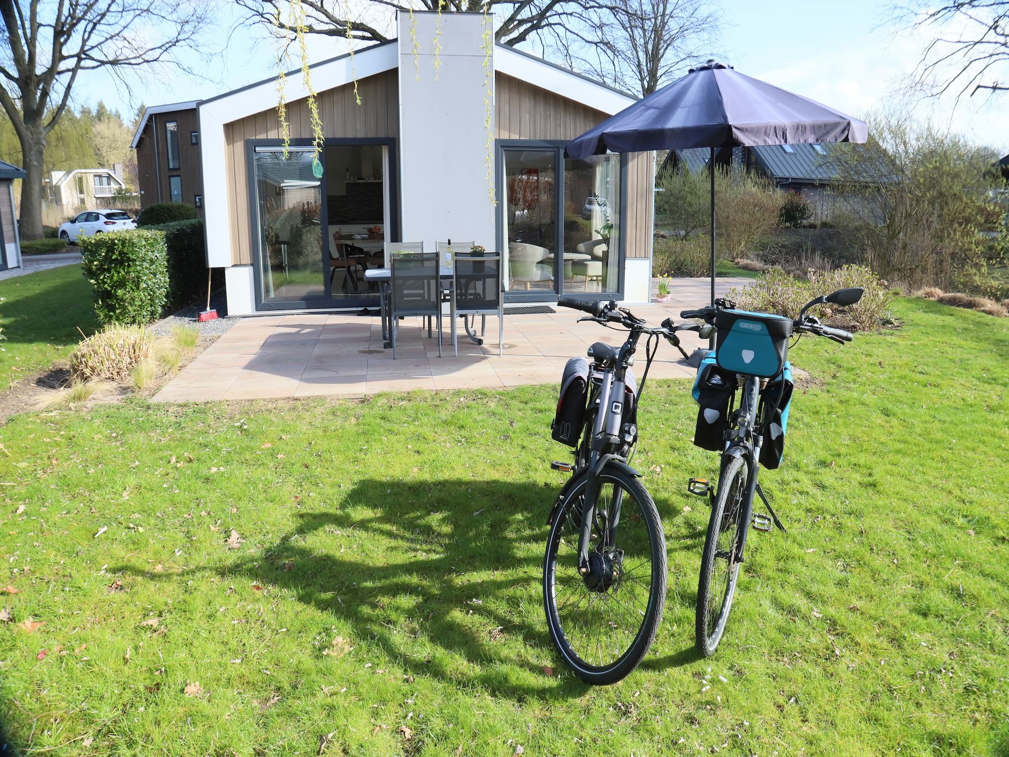 De buitenkant van Hackfort kavel 143 in Biddinghuizen