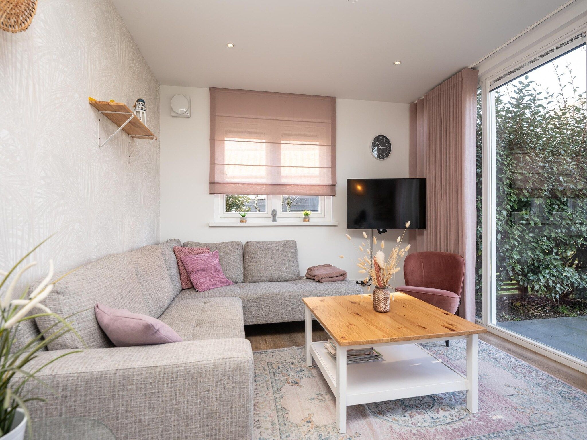 De woonkamer van Mienterbos-Heideglop in De Koog