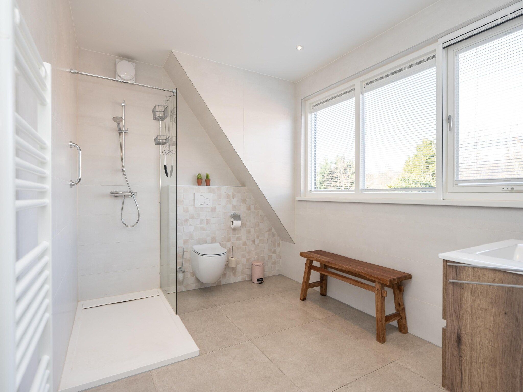 De badkamer van Mienterbos-Heideglop in De Koog