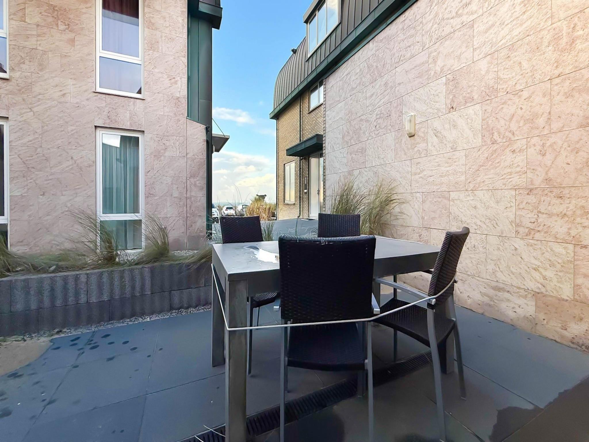 Het terras van Maanlicht in Egmond aan Zee