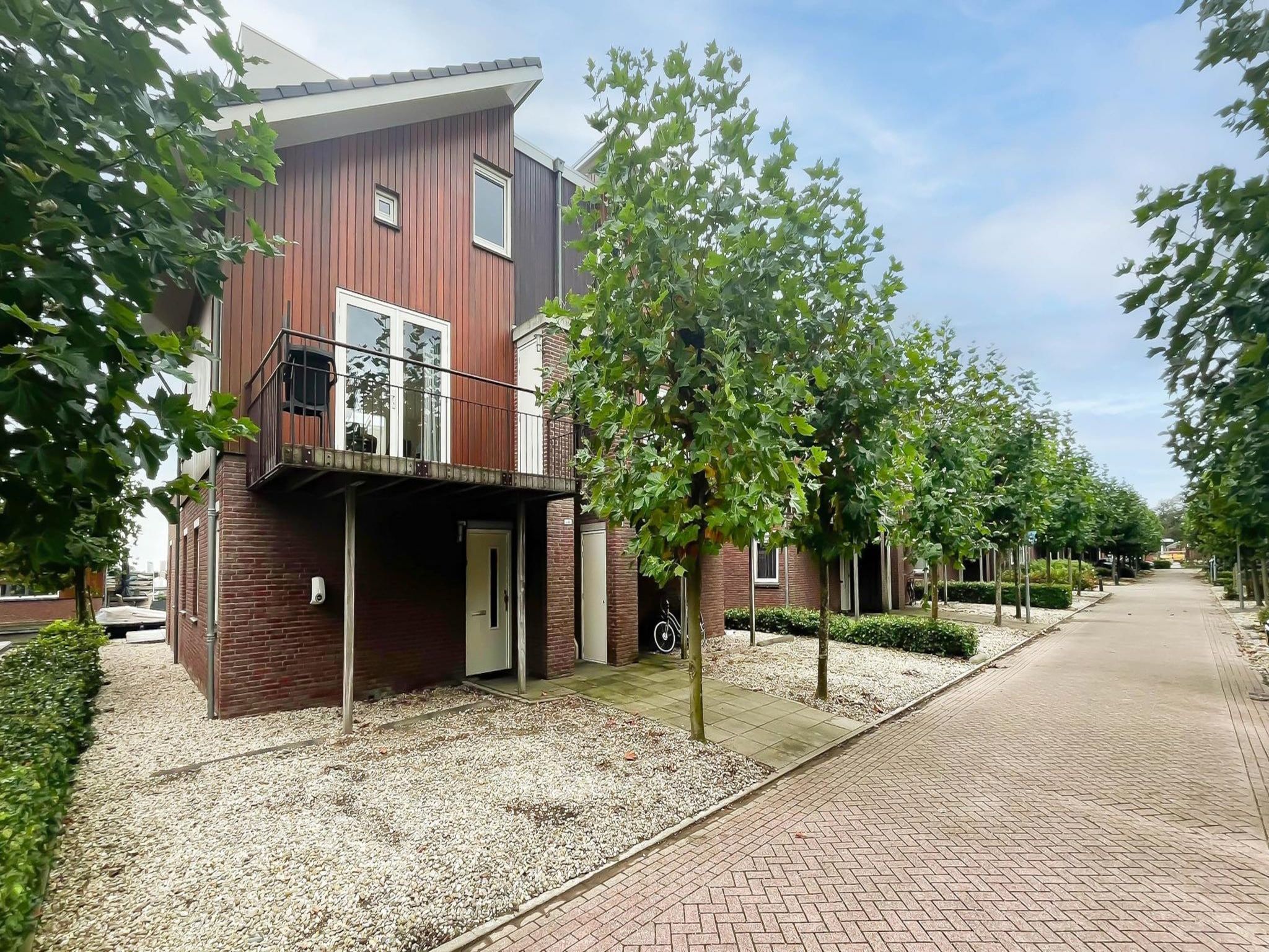 De buitenkant van Schelpzicht in Uitgeest