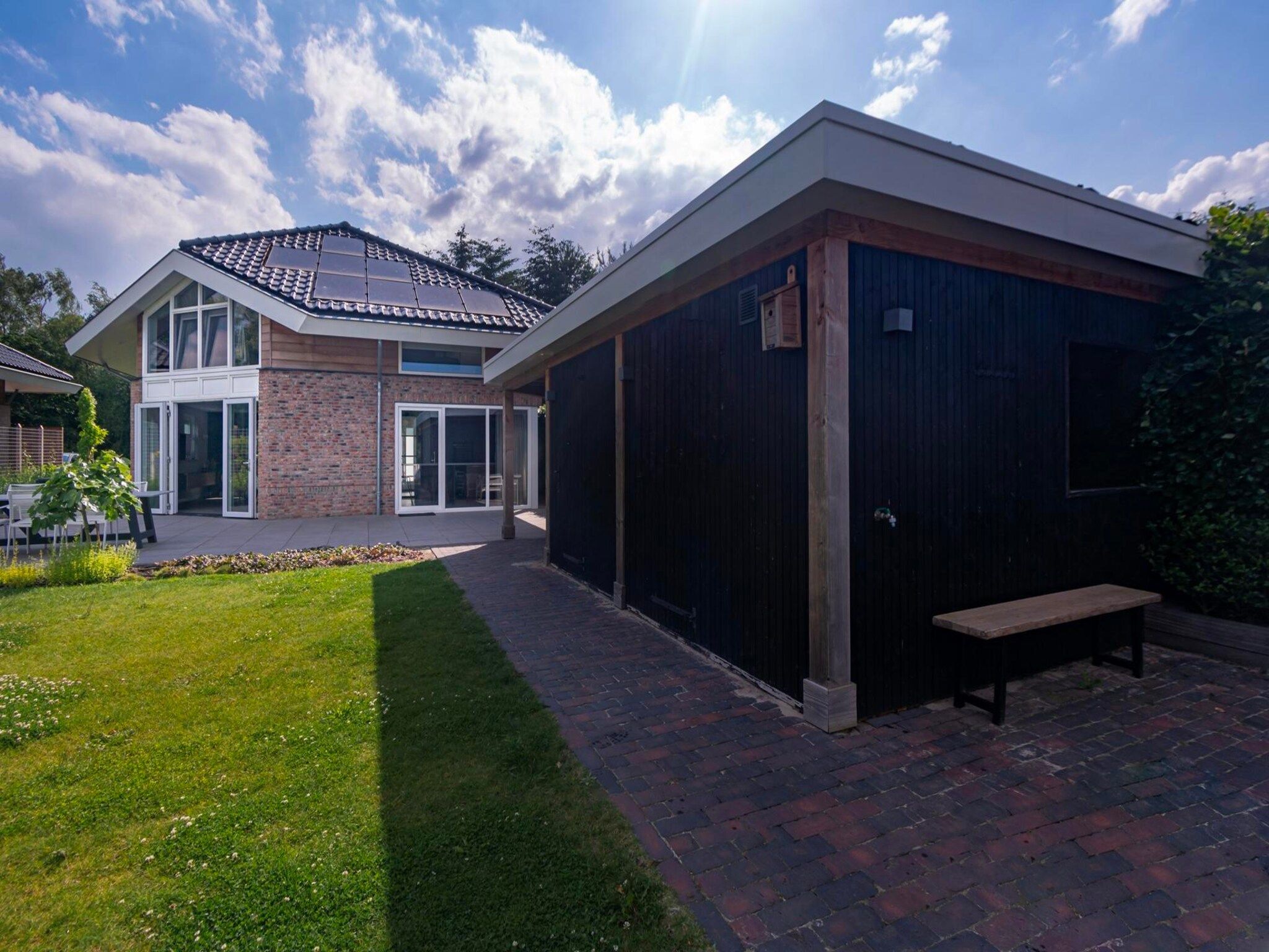 De tuin van Watervilla Plas van Francke in Sibculo