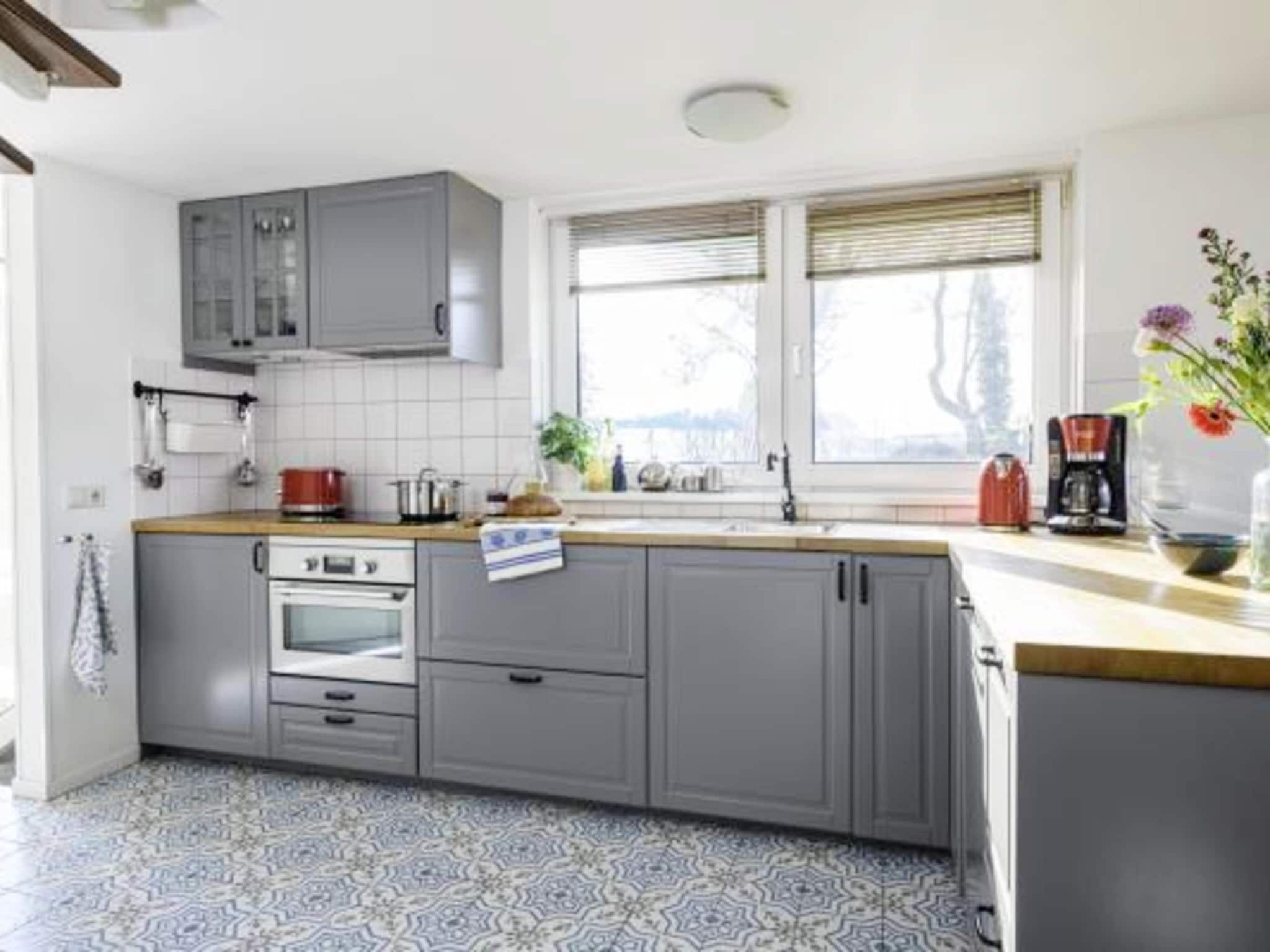 De keuken van Panorama Villa | 3-8 pers | 3 slaapkamers | 2,5 badkamers in Loosdrecht