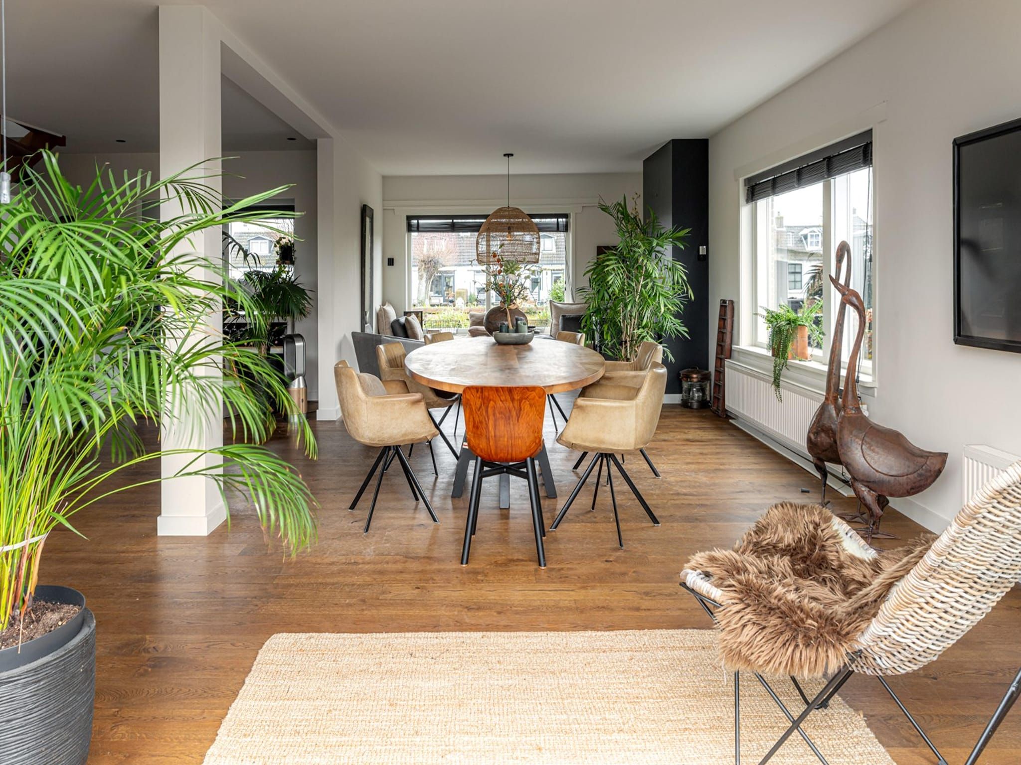 De eetkamer van De Stevenshoek in Langweer