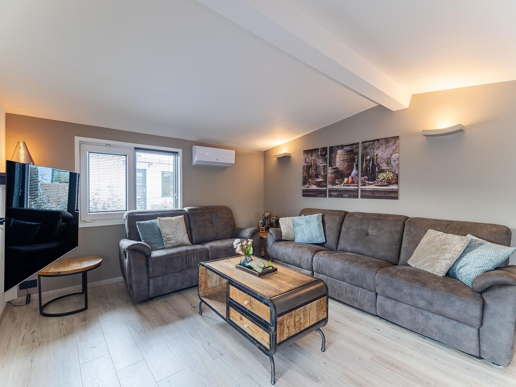 De woonkamer van Vakantiewoning - Keetenweg 10B - Stavenisse in Stavenisse