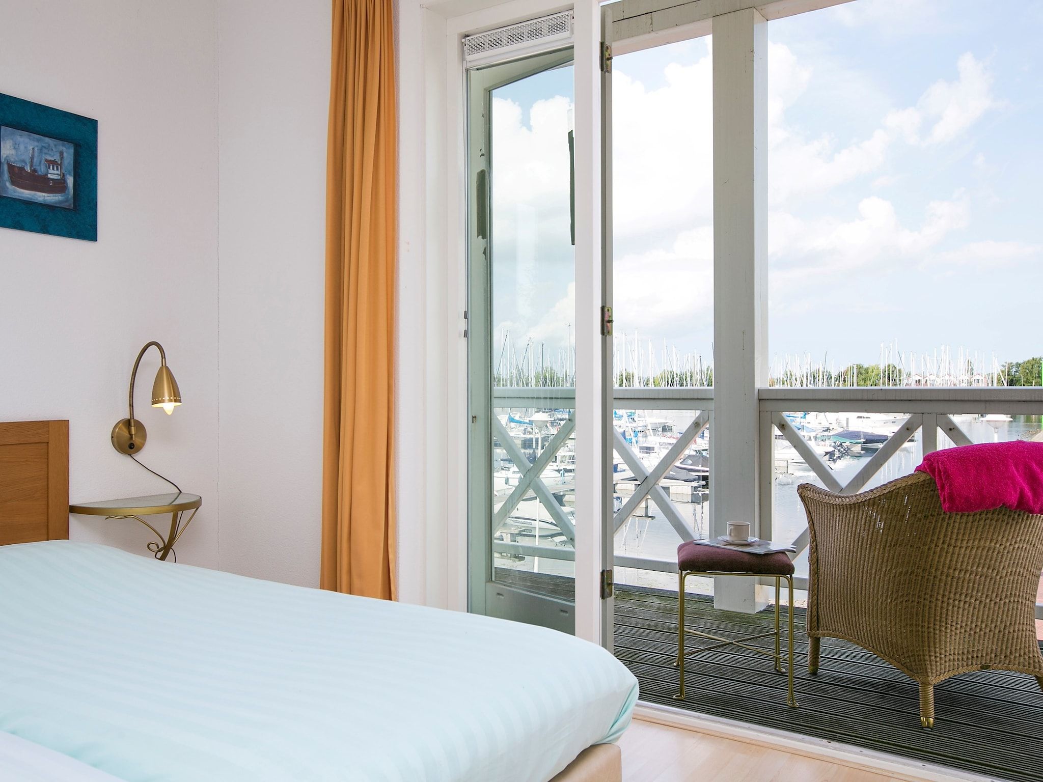 Een slaapkamer van Vakantiepark Cape Helius 15 in Hellevoetsluis