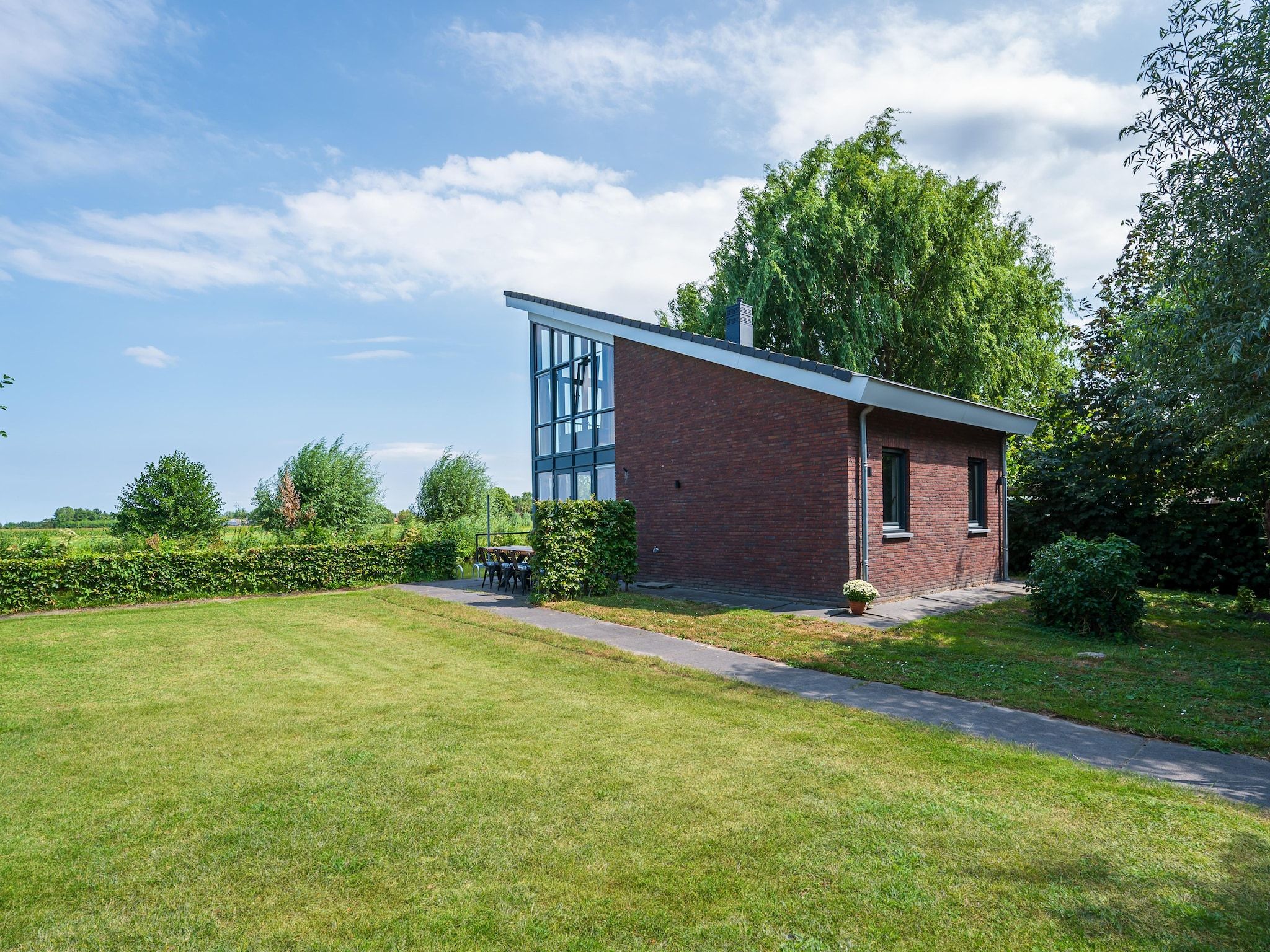 De tuin van De Waterlelie in Hekendorp
