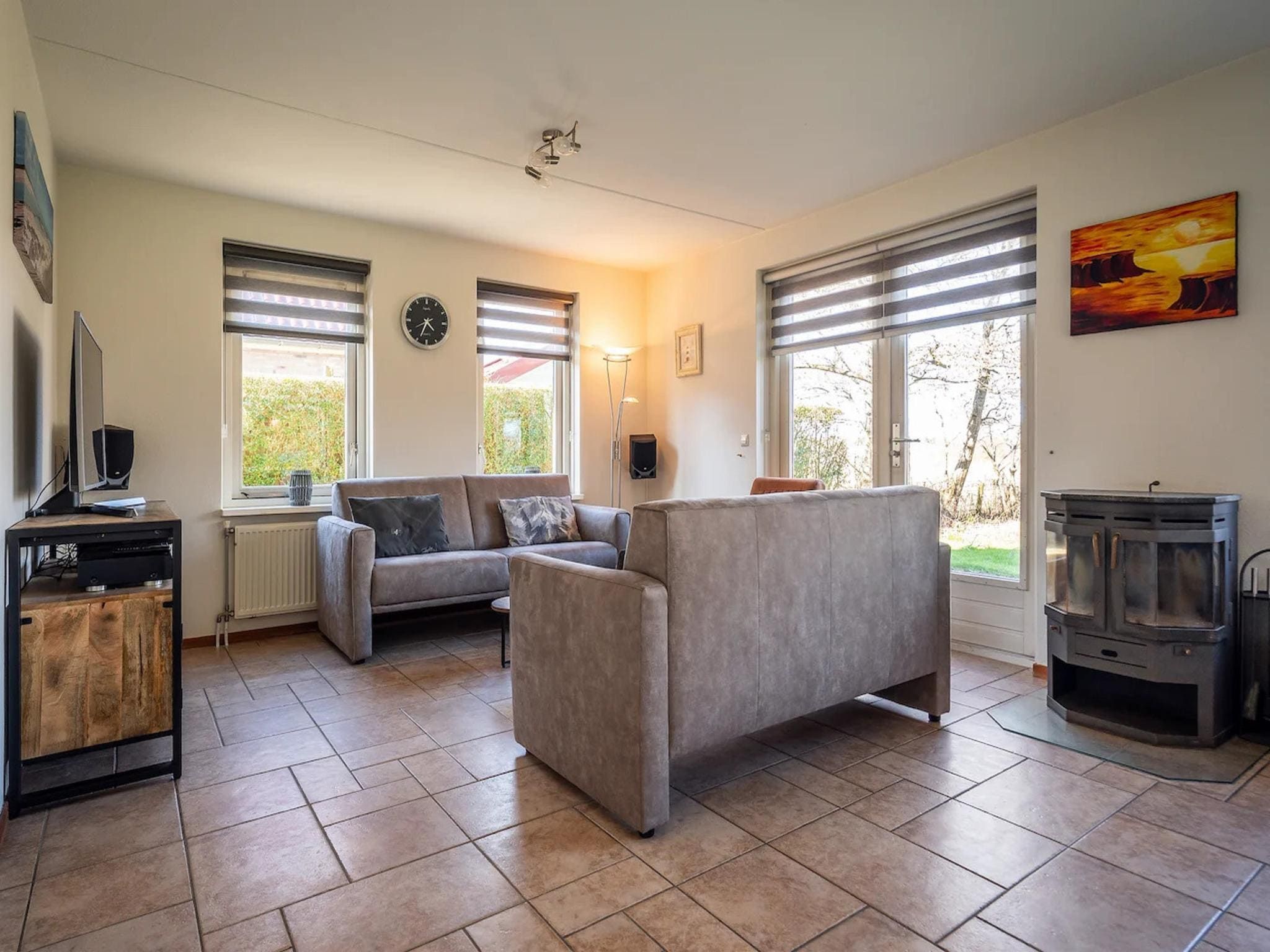 De woonkamer van 6-person villa in a Texel villa park in De Koog