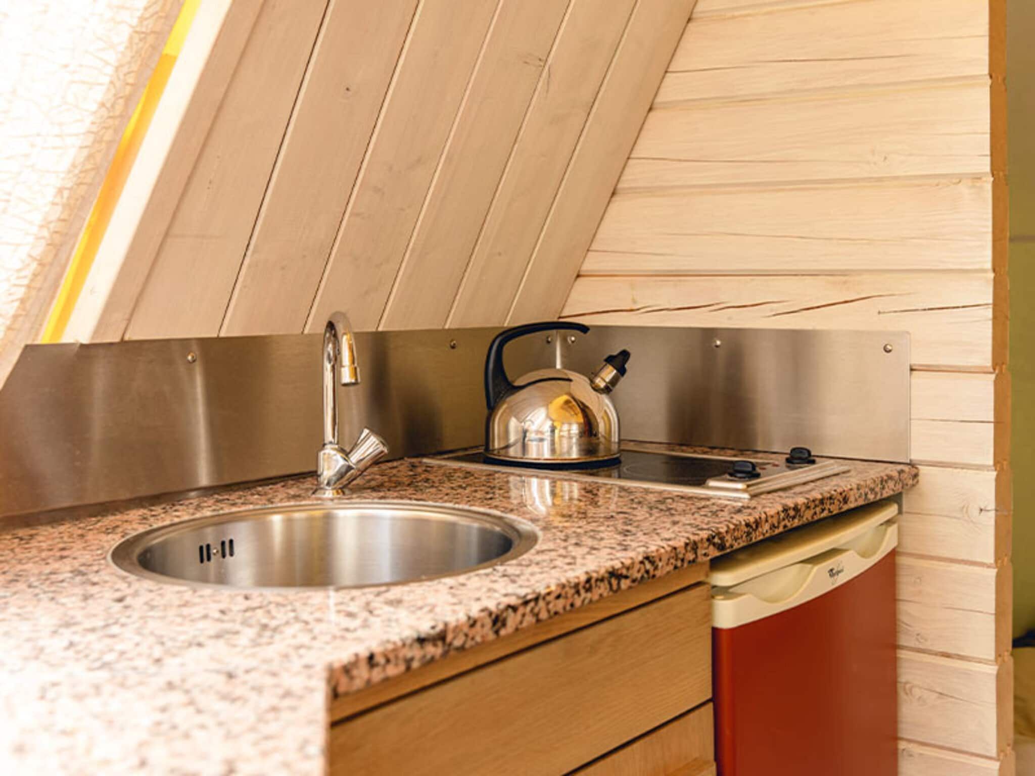 De keuken van Wigwam Deluxe in Slagharen