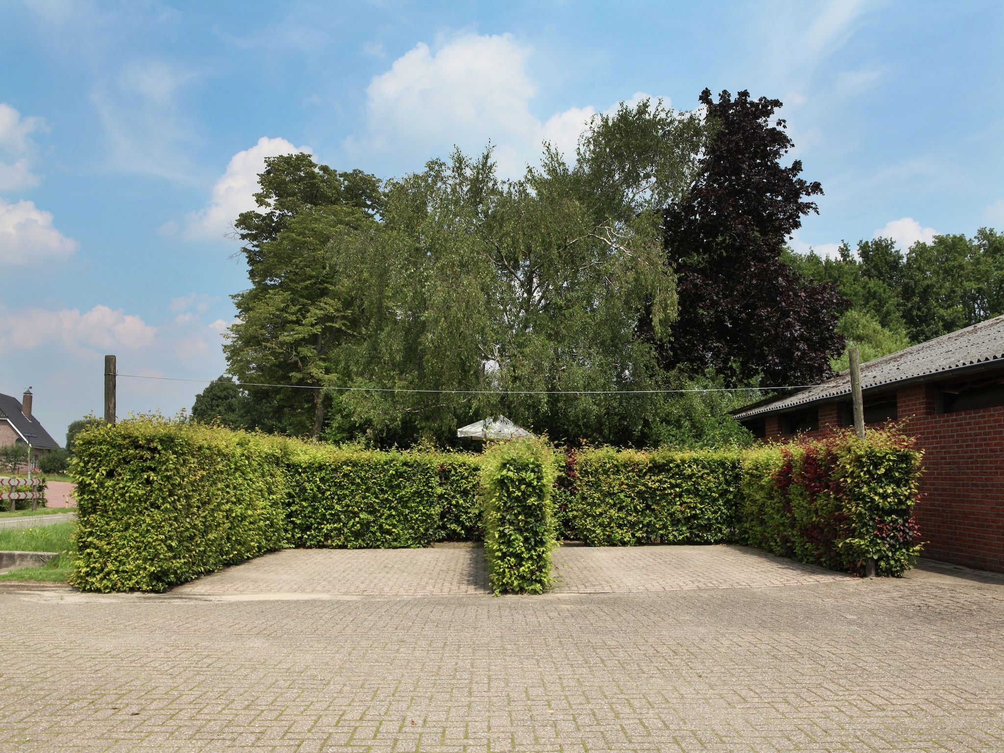 Voorzieningen bij De Maaijen in Ulicoten