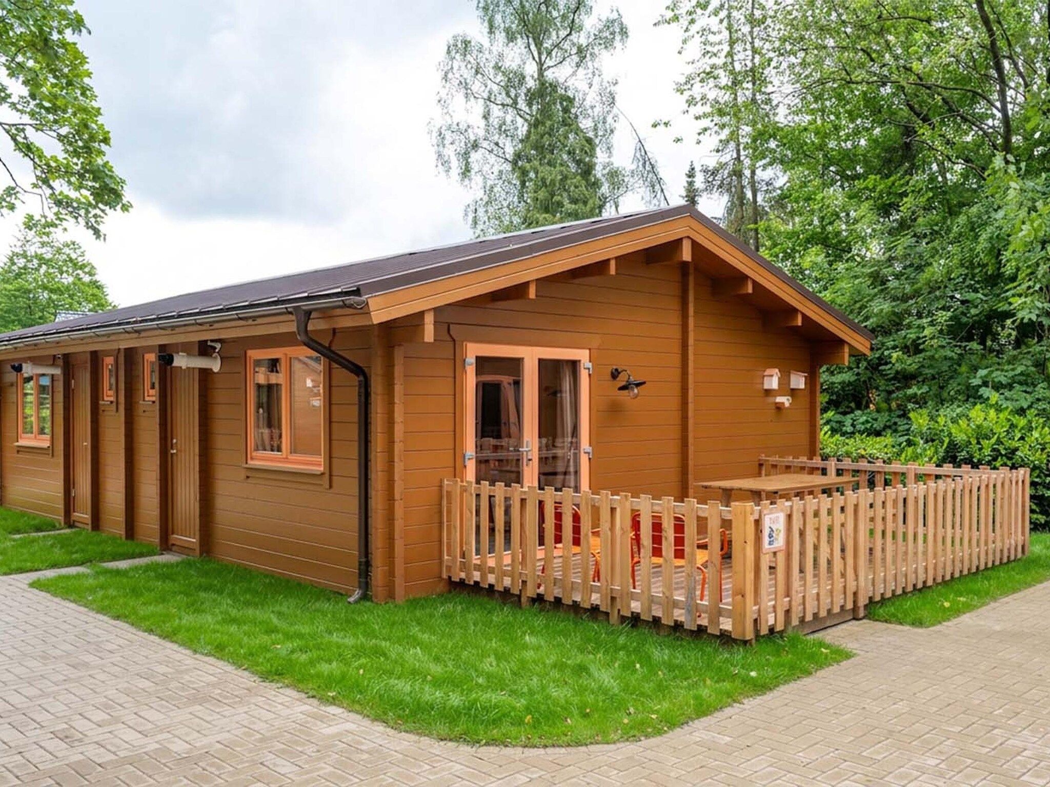 De buitenkant van Woezel & Pip Babylodge 6p in Hoogerheide