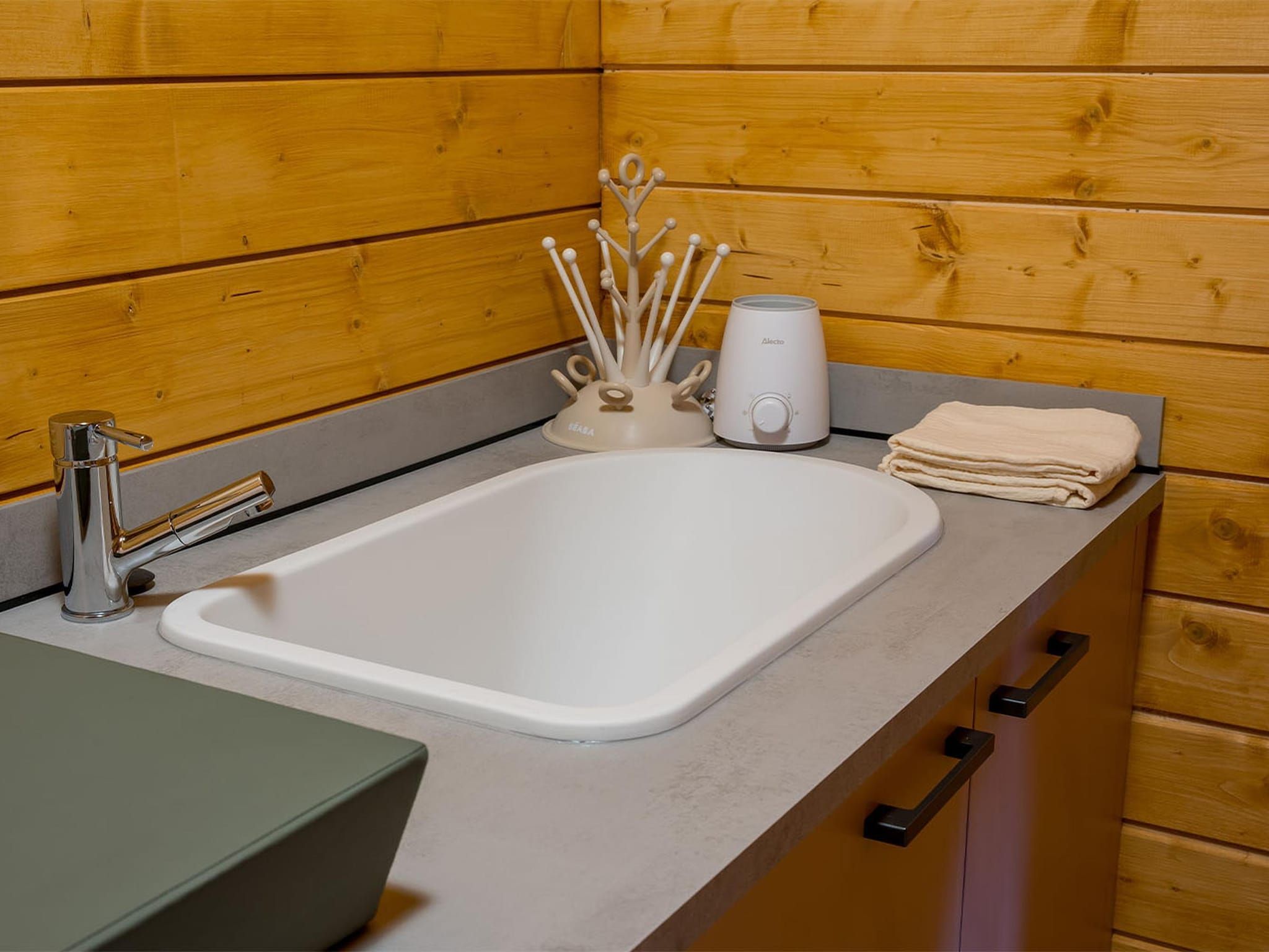 De badkamer van Woezel & Pip Babylodge 6p in Hoogerheide