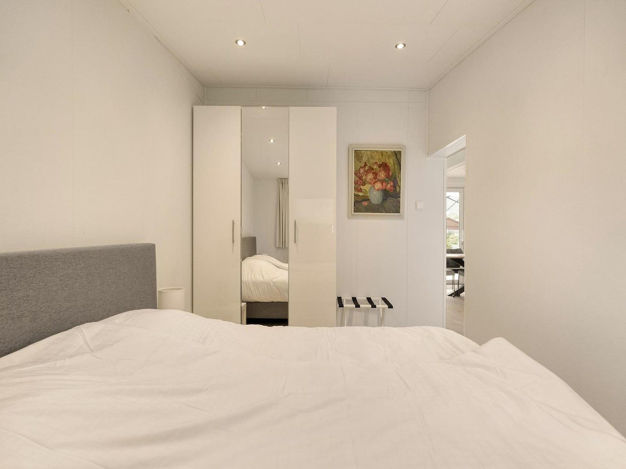 Een slaapkamer van Eureka 57 in Sint Maartensvlotbrug