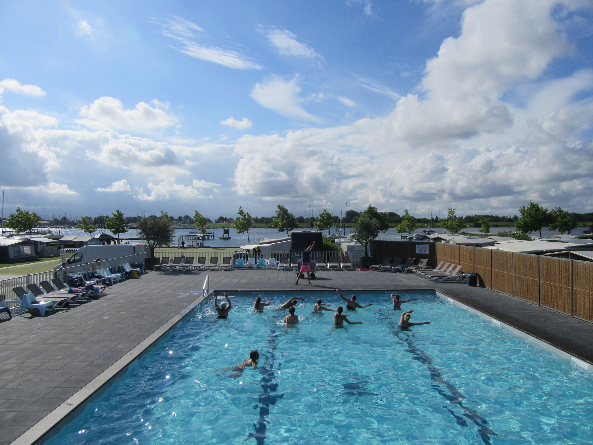 Parkfaciliteiten bij Villapark de Paardekreek 3 in Kortgene