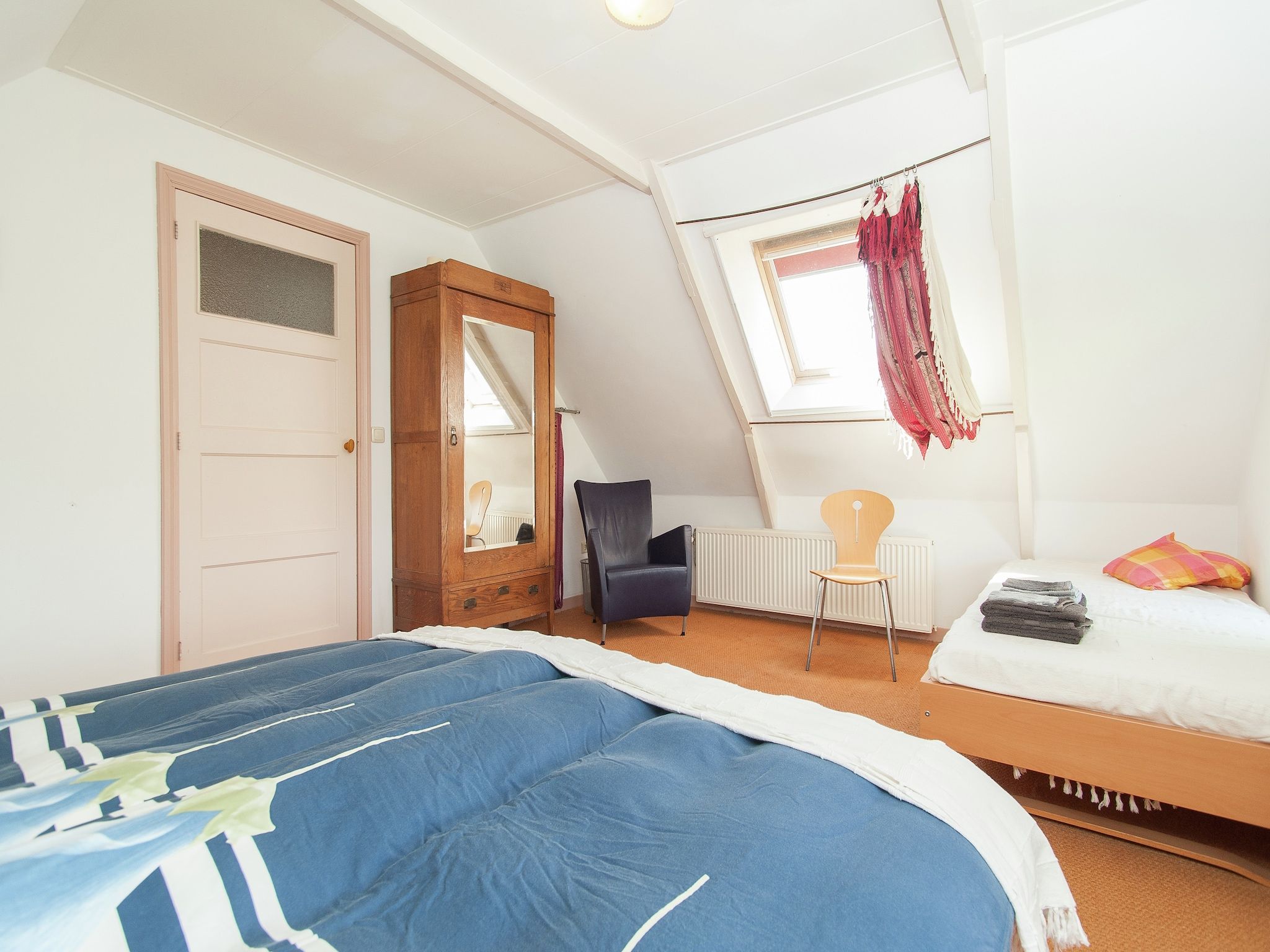Een slaapkamer van Pronkkeamer Skrins in Easterlittens