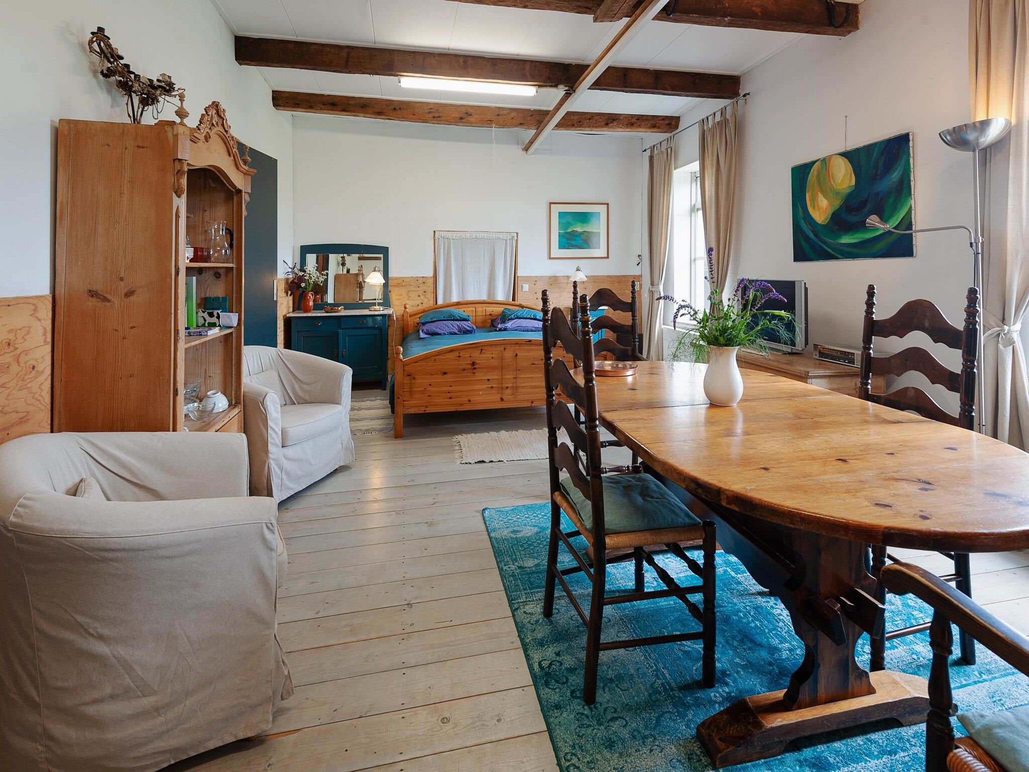 De woonkamer van Lauwerspleats in Burum