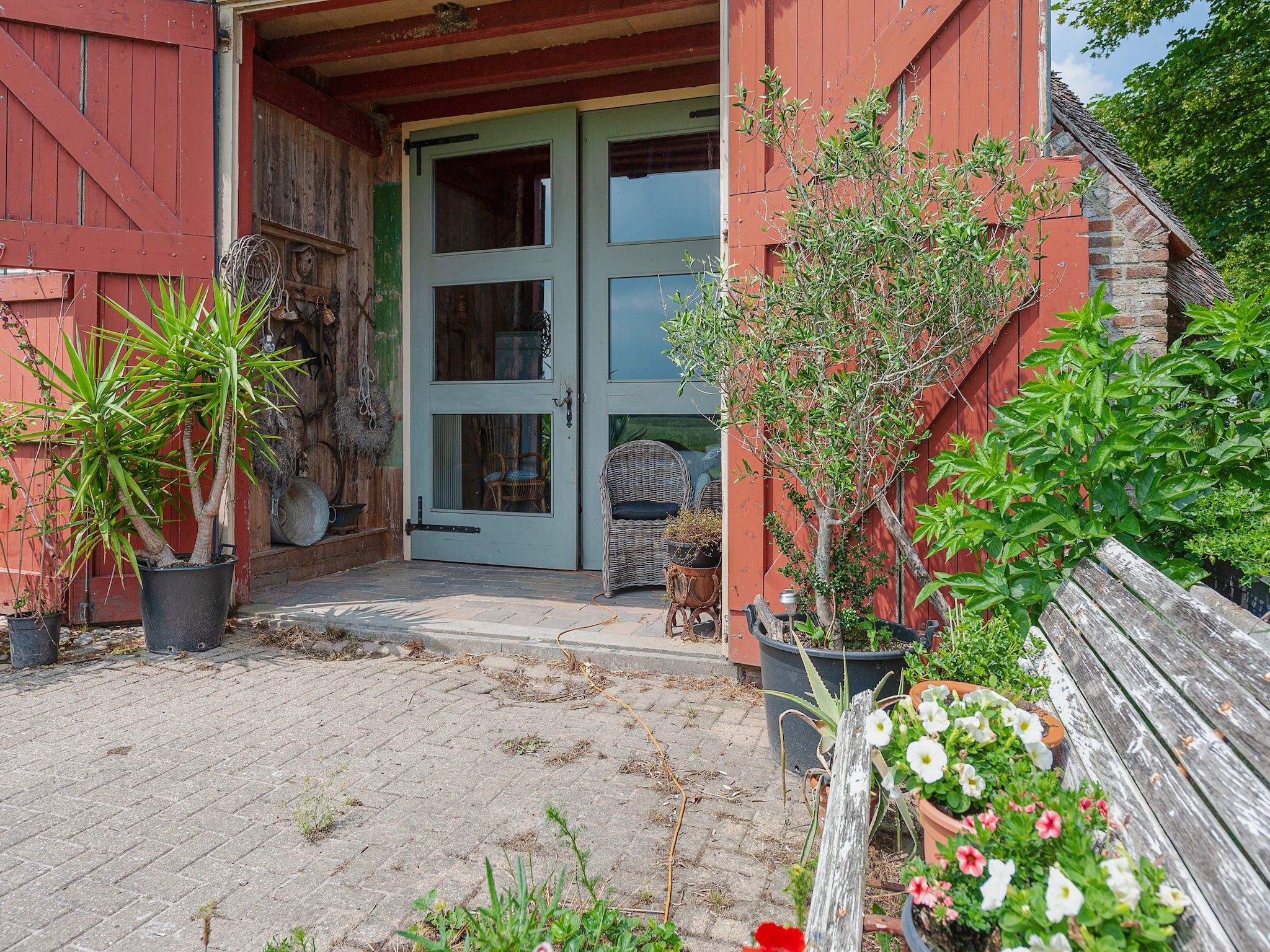 Het terras van Lauwerspleats in Burum