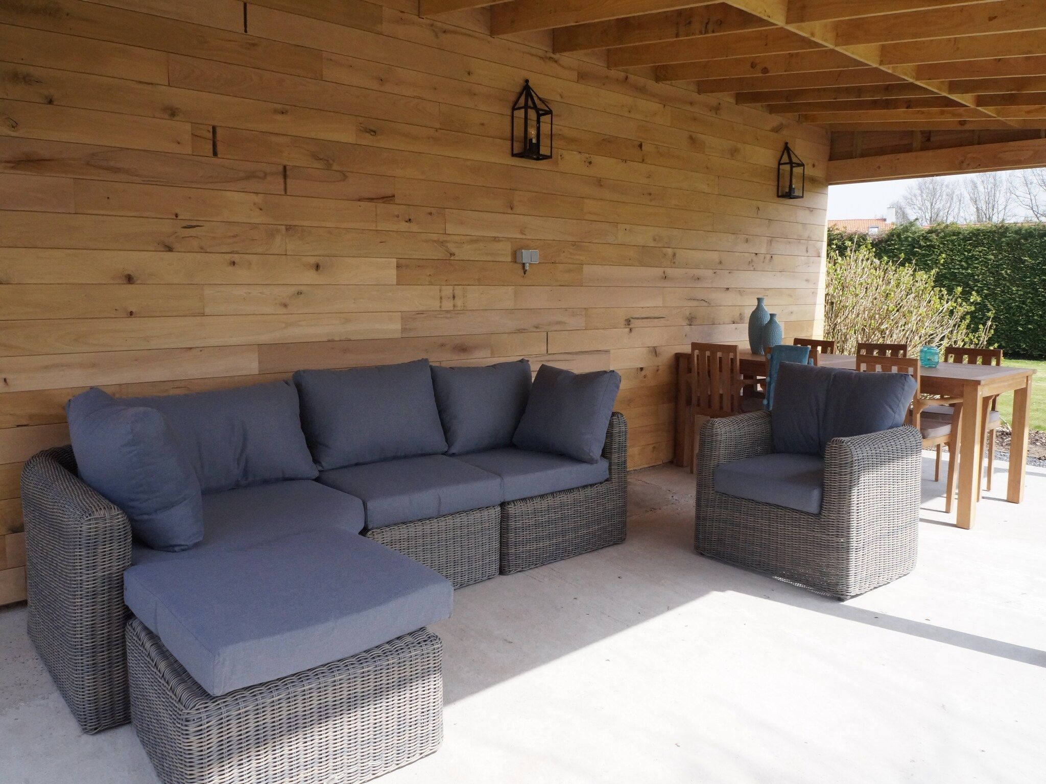 Het terras van De Paardenmarkt in Aardenburg