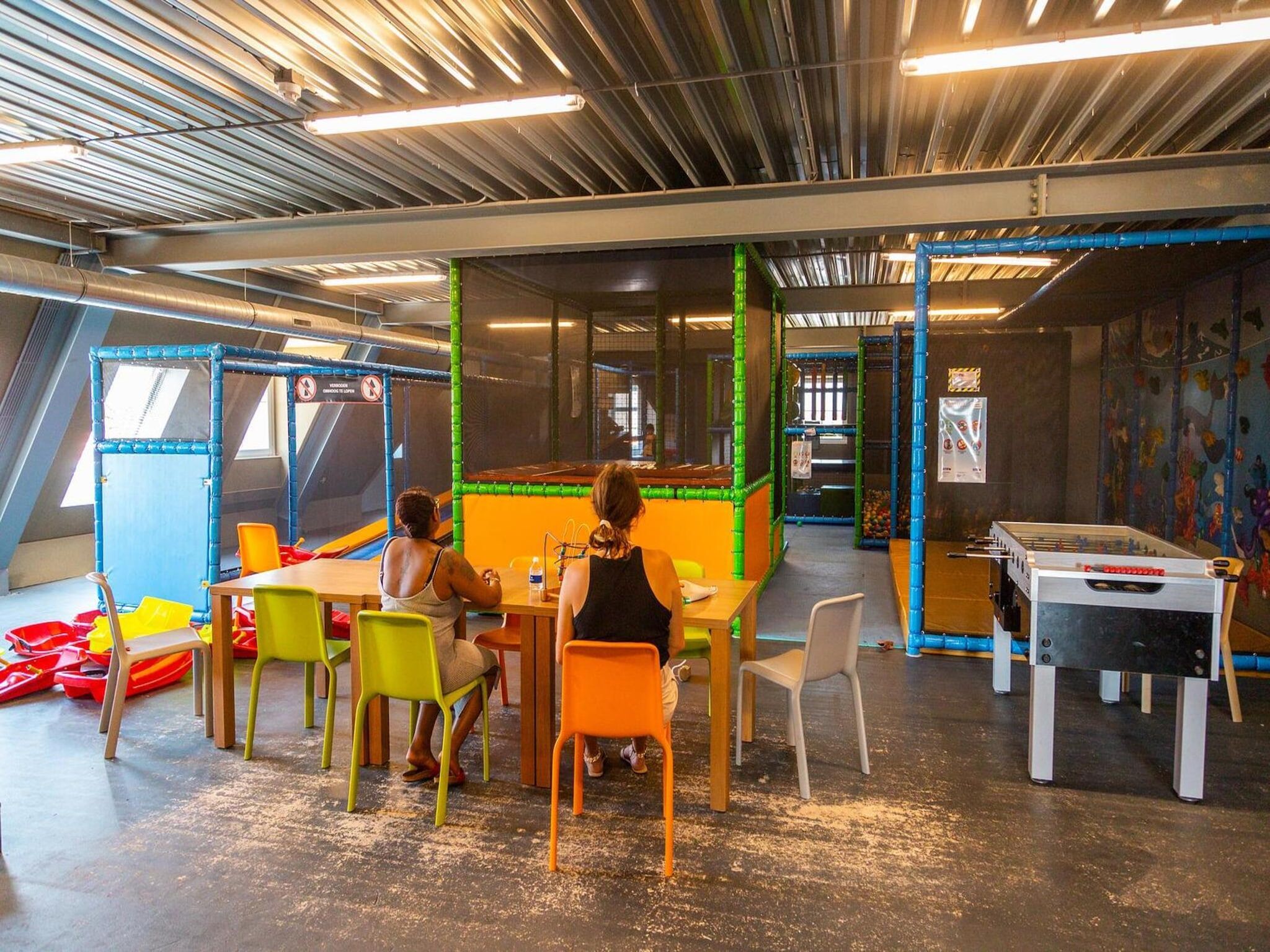 Parkfaciliteiten bij 	Florijn 6 in Uitdam