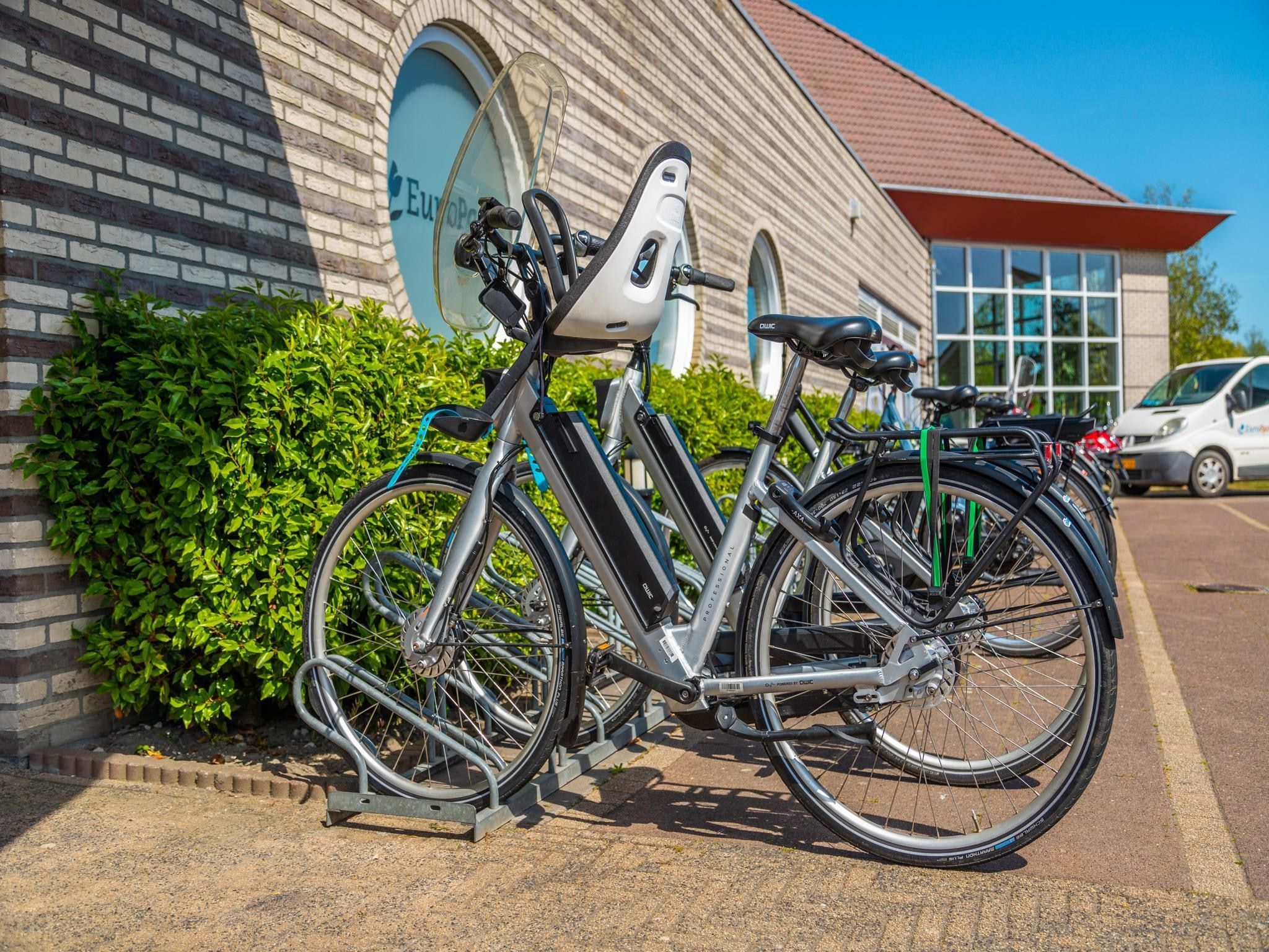 Parkfaciliteiten bij Waterwoning 6 in Medemblik