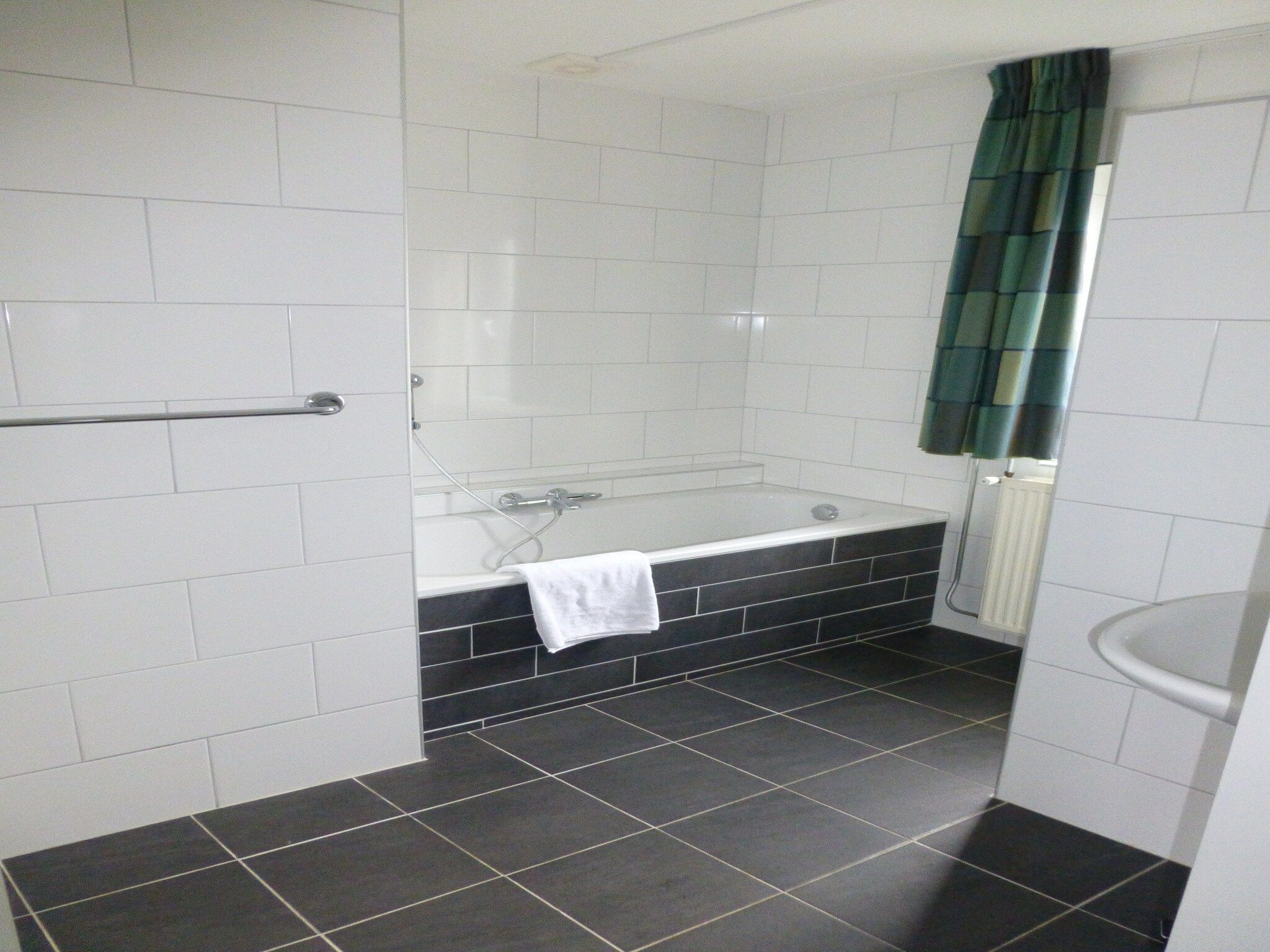 De badkamer van De Riethorst 1 in Plasmolen