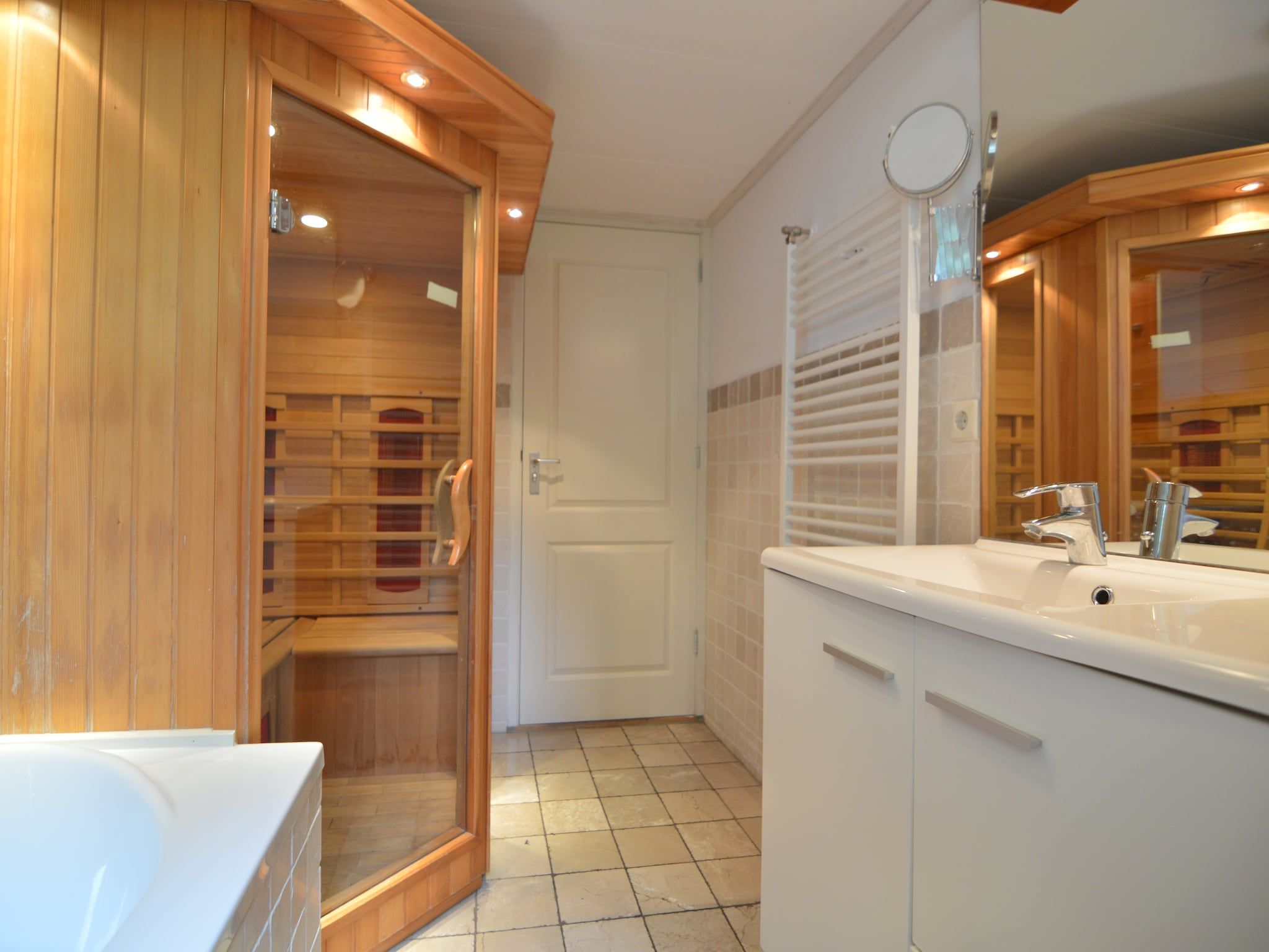 Wellness bij Huis in het bos in Oploo