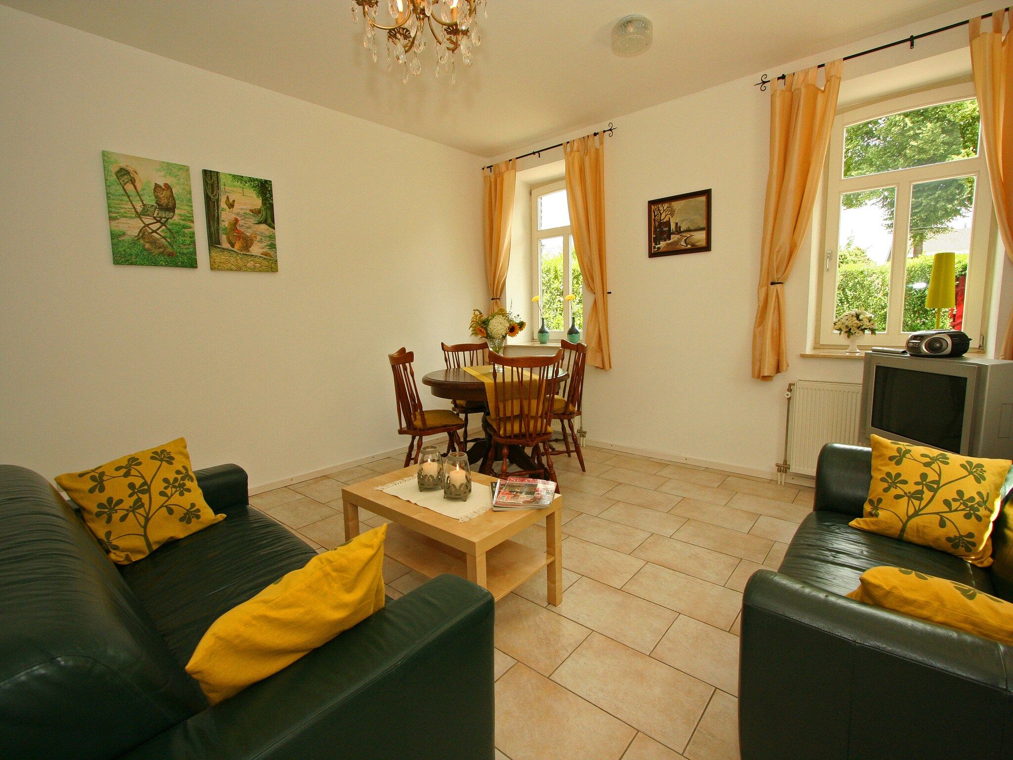 De eetkamer van Hoeve in gunne winkel 2 in Wijlre