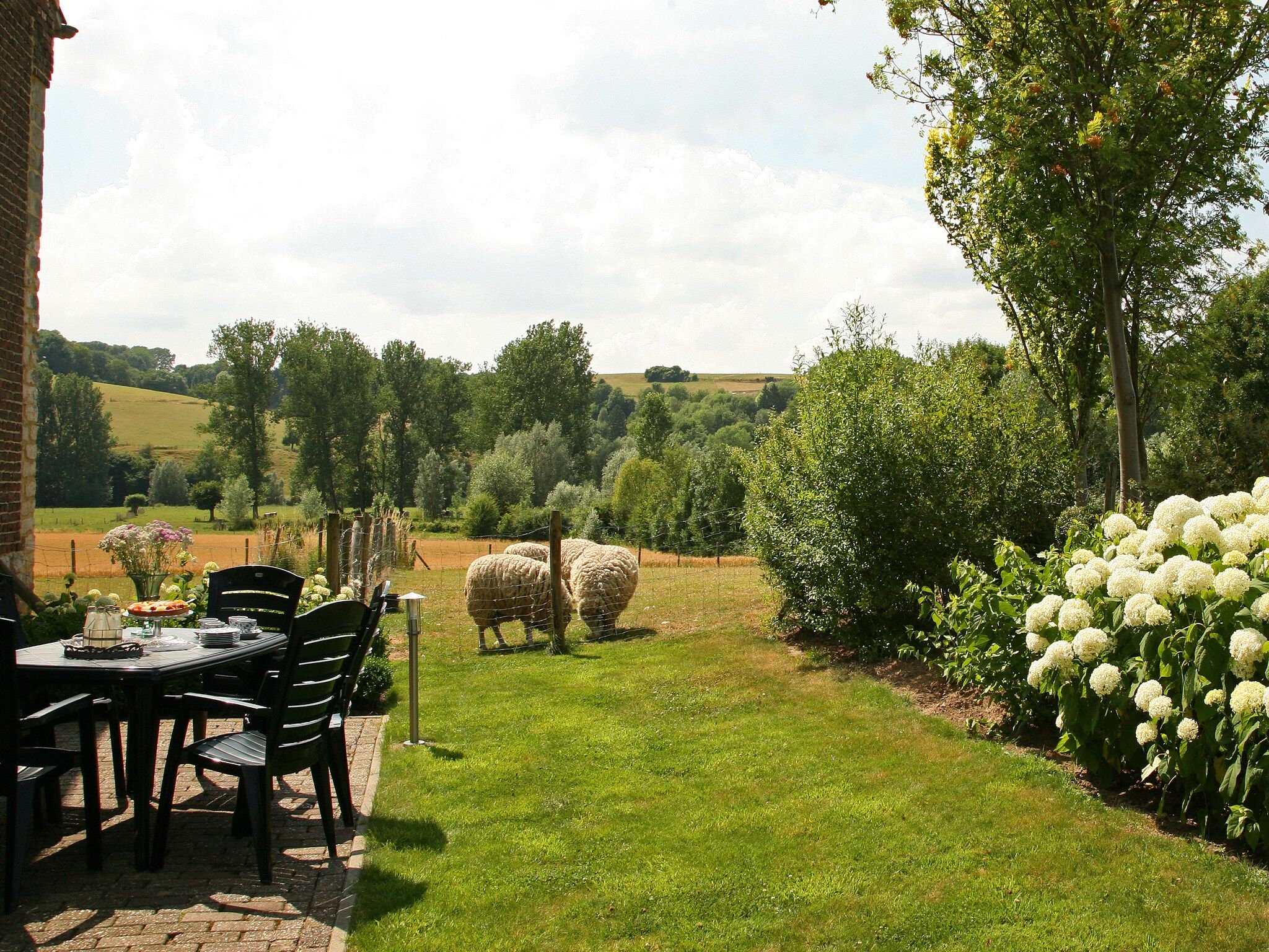 De tuin van Hoeve in gunne winkel 1 in Wijlre