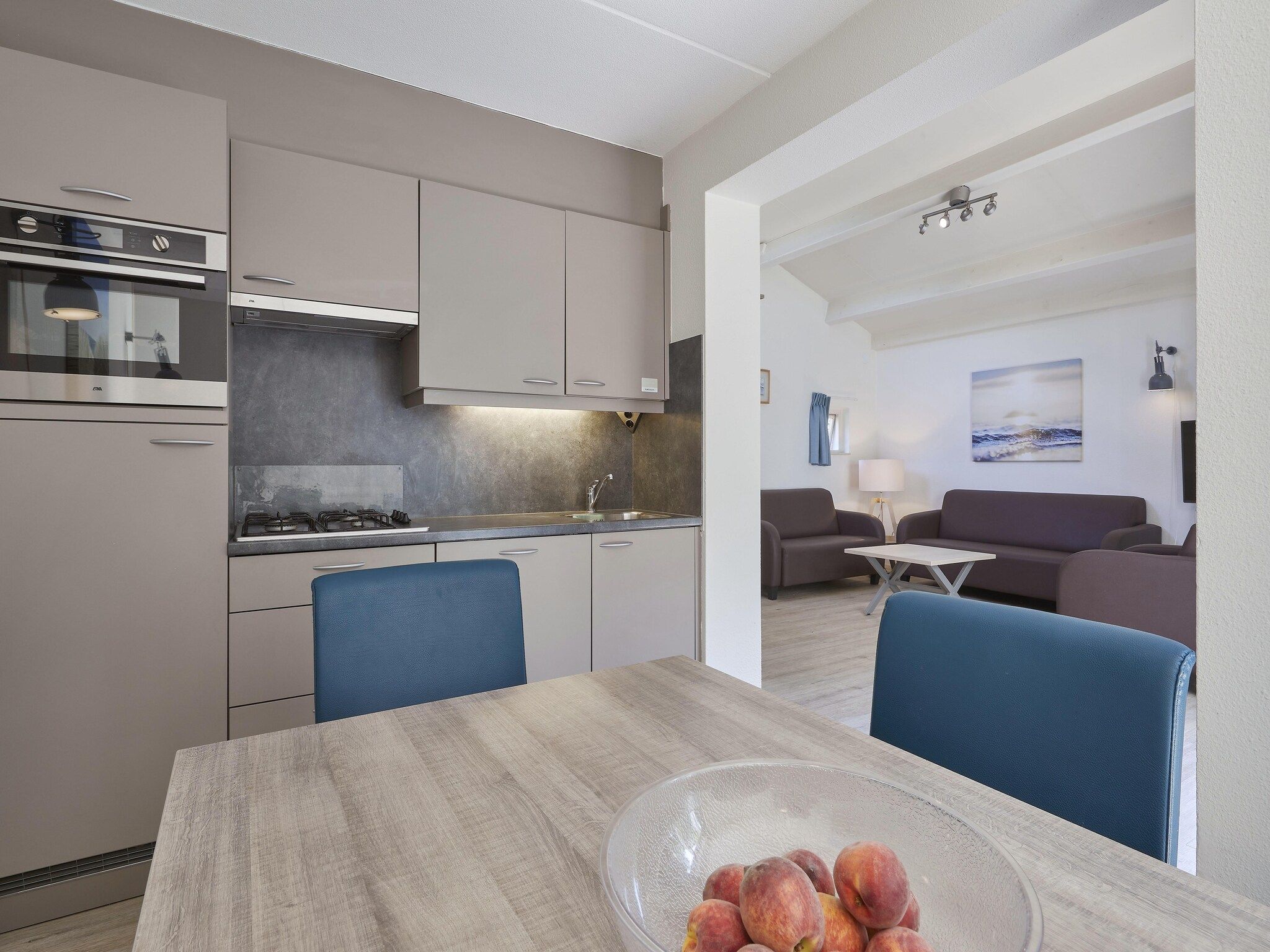 De keuken van Vakantiepark Kijkduin 2 in Den Haag