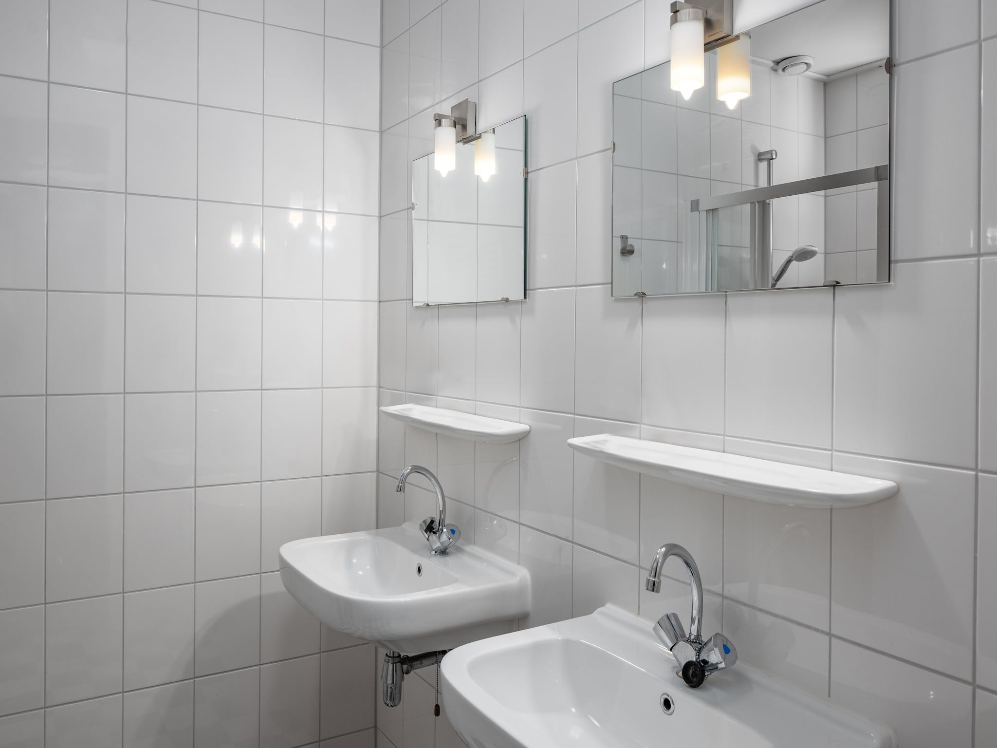 De badkamer van Bospark Lunsbergen 7 in Borger