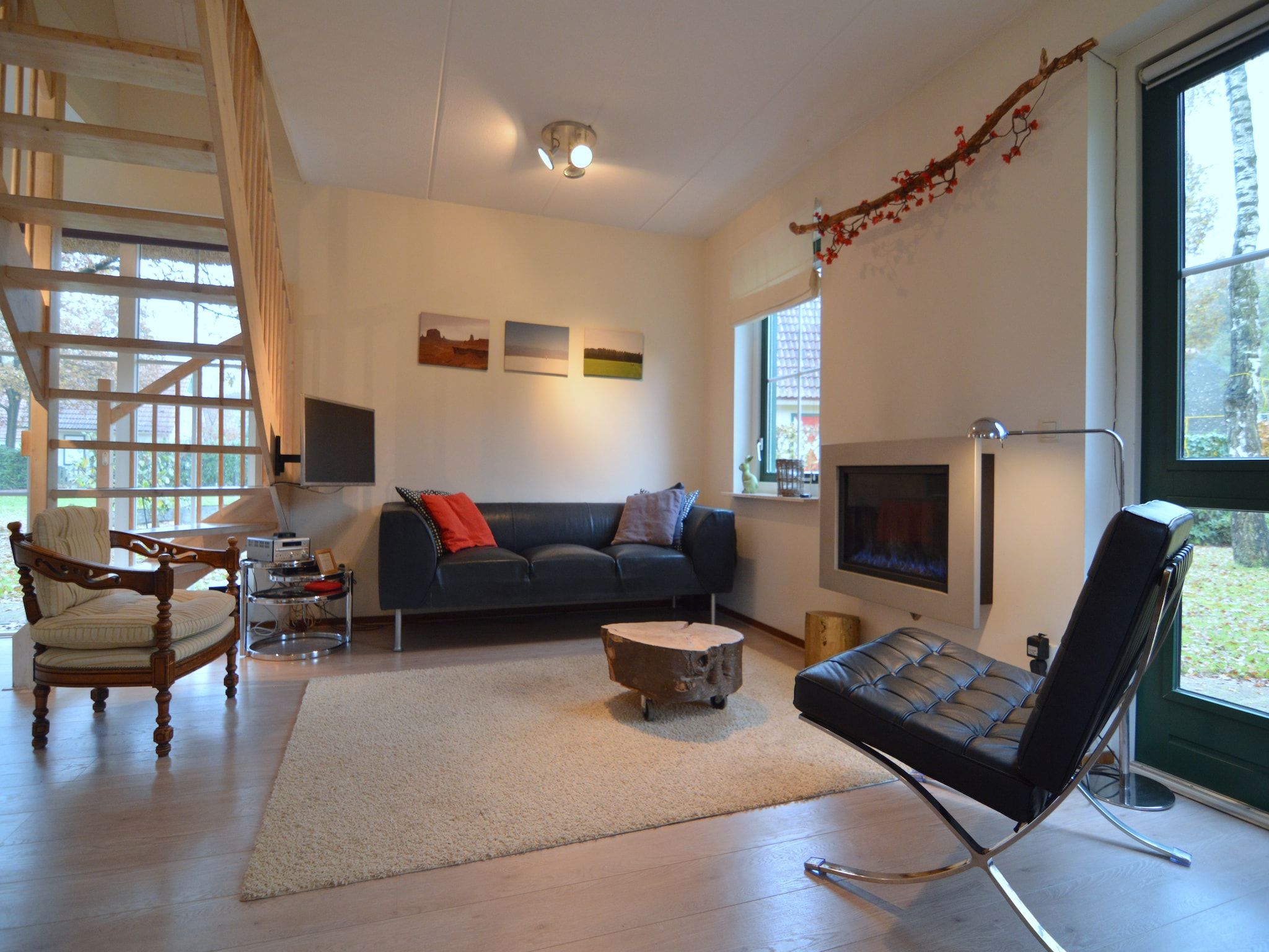 De woonkamer van Wildeman in Heeten