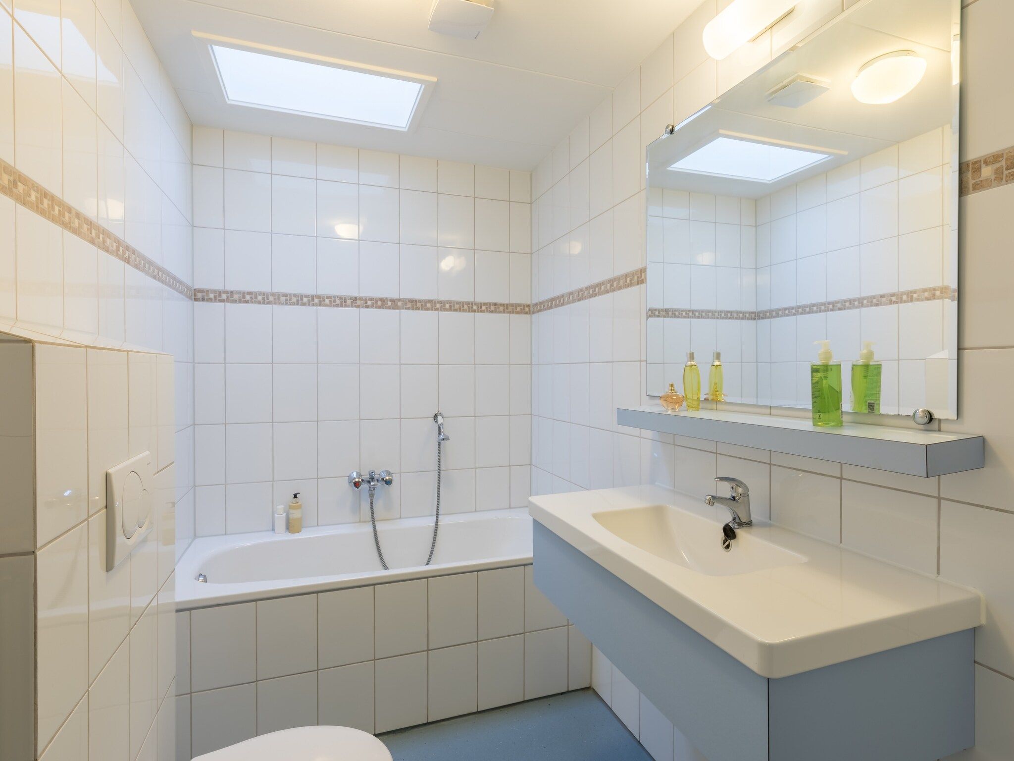 De badkamer van Vakantiepark Klein Vink 13 in Arcen