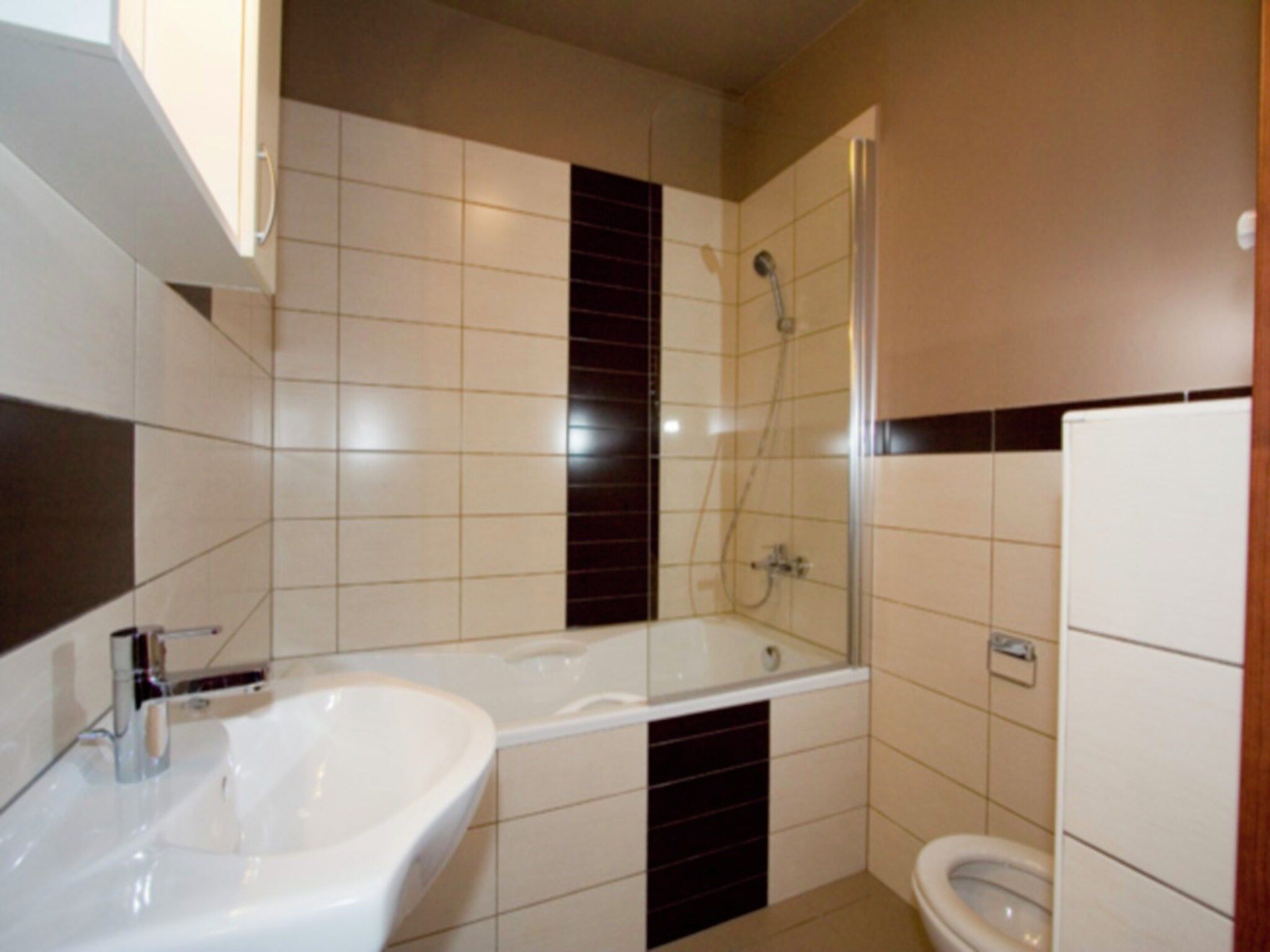 De badkamer van Strandpark Vlugtenburg 5 in 's-Gravenzande