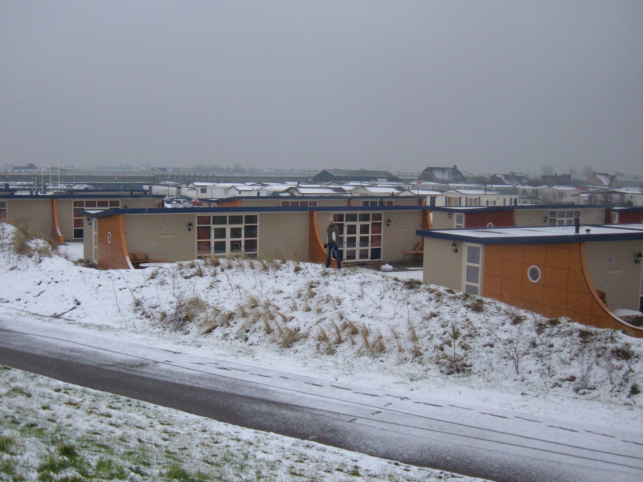 De buitenkant van Strandpark Vlugtenburg 6 in 's-Gravenzande