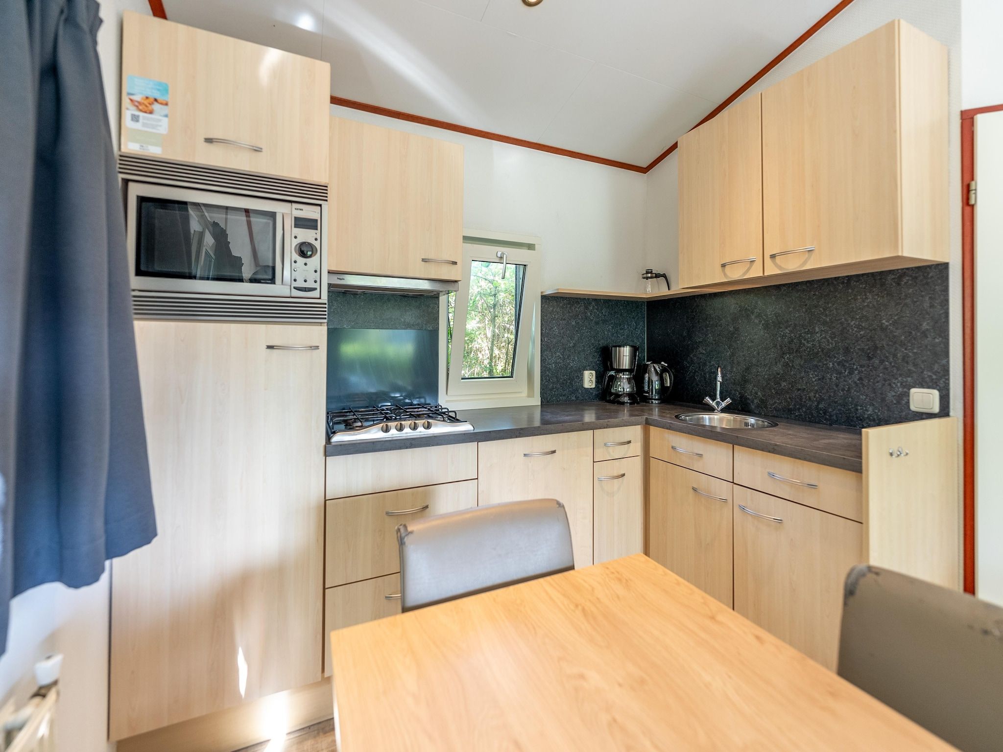 De keuken van Kustpark Egmond aan Zee 1 in Egmond aan zee