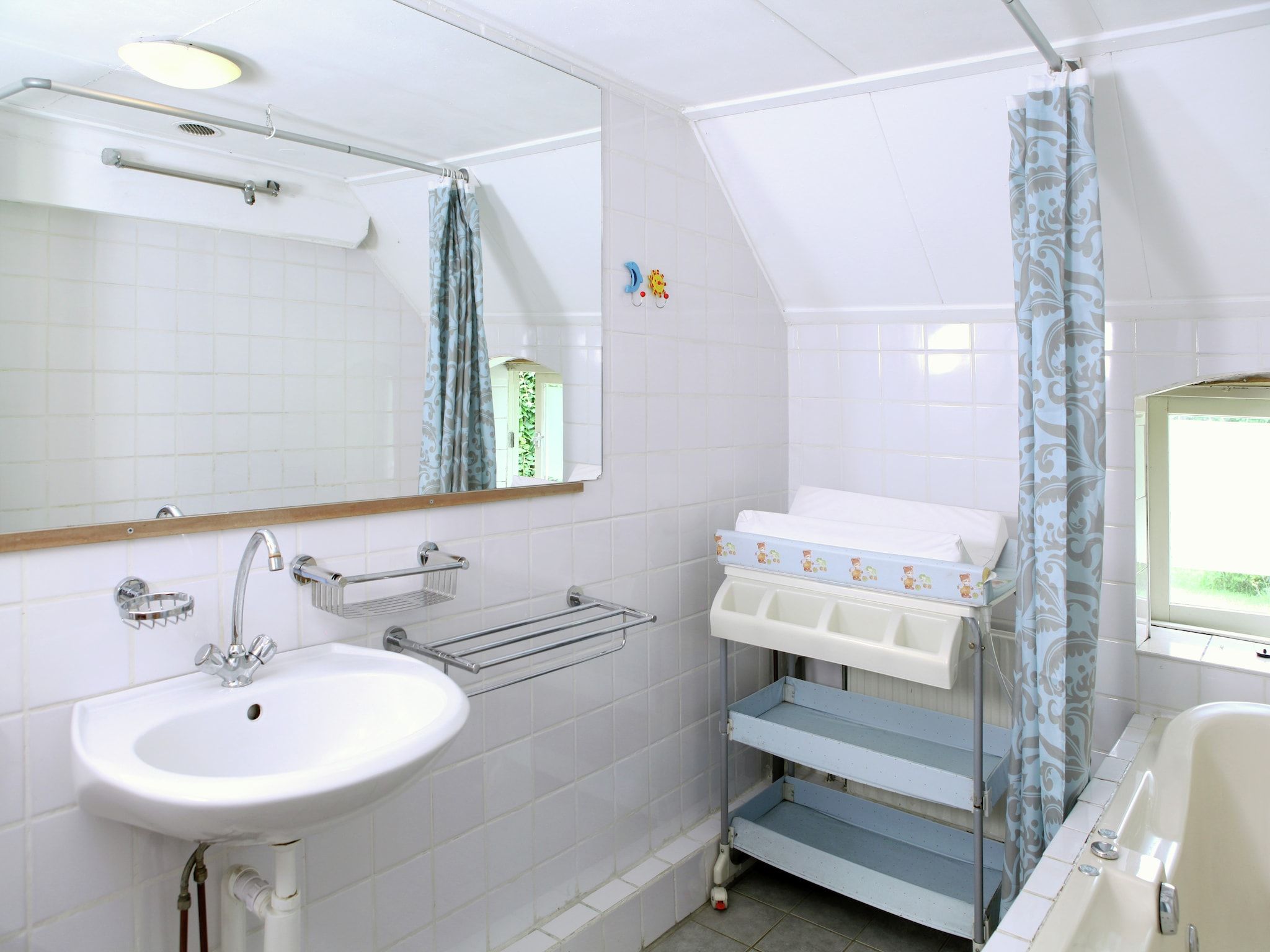 De badkamer van Hoeve Hoogst Tevreden in Leerdam