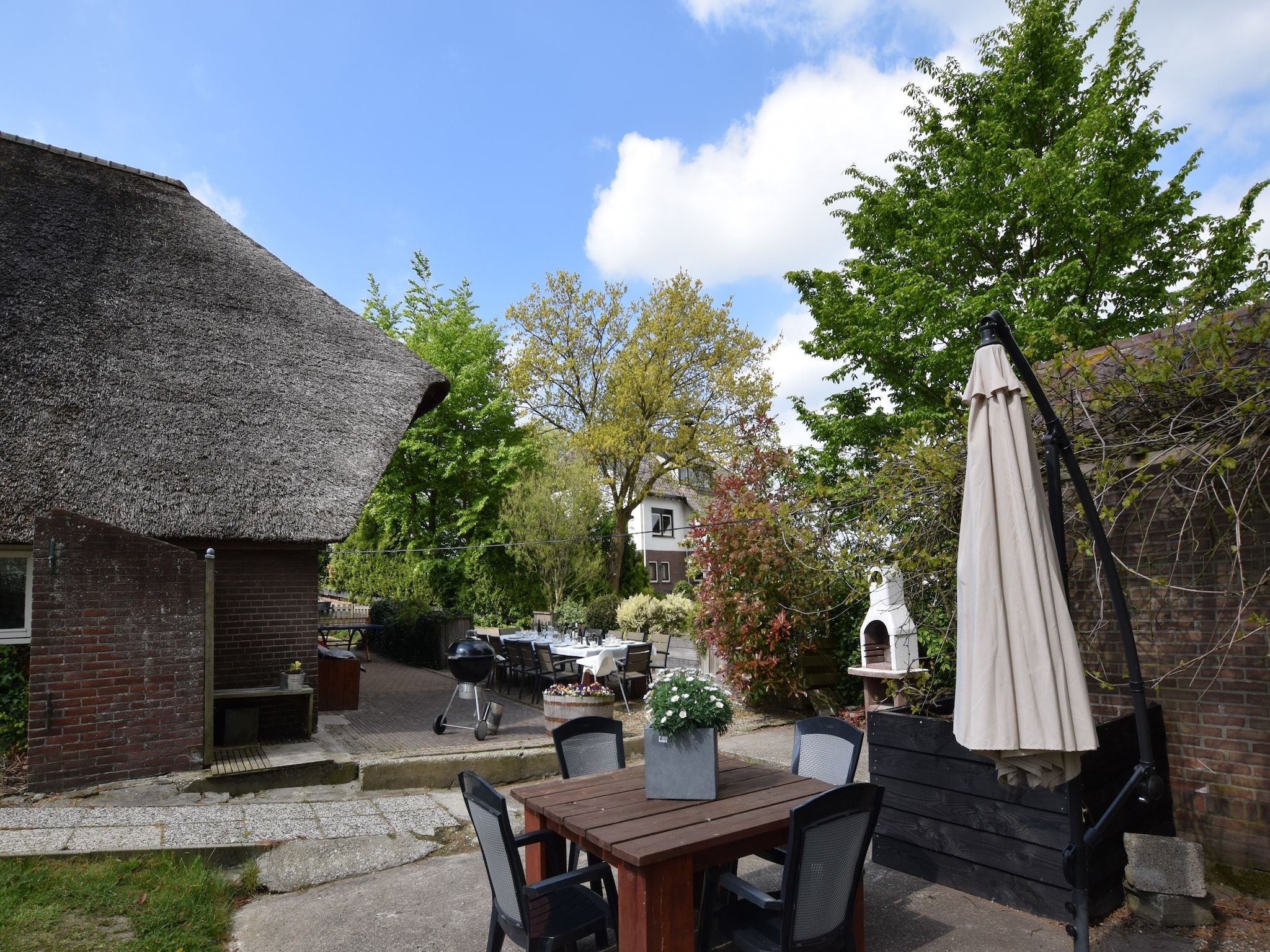 De tuin van Hoeve Hoogst Tevreden in Leerdam