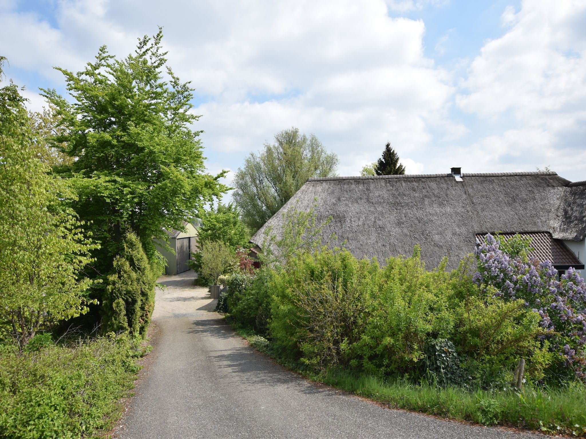 De buitenkant van Hoeve Hoogst Tevreden in Leerdam
