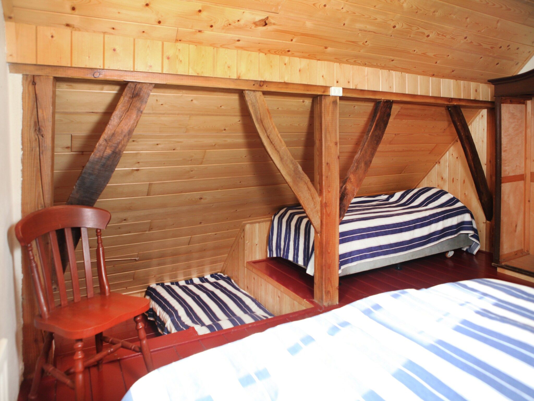 Een slaapkamer van Kotman's spieker 6 persoons in Enschede