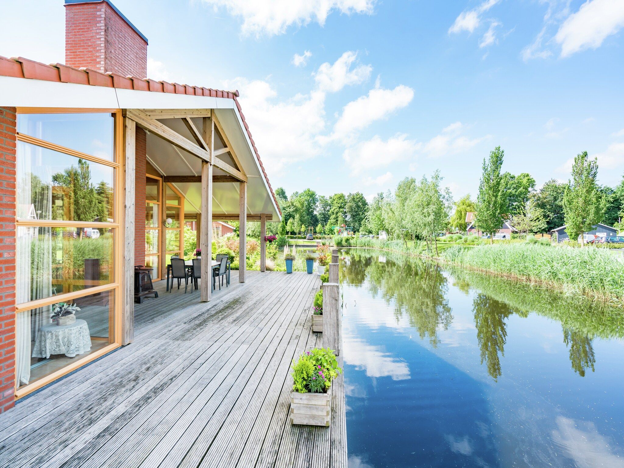 Het terras van Flevohuis in Biddinghuizen